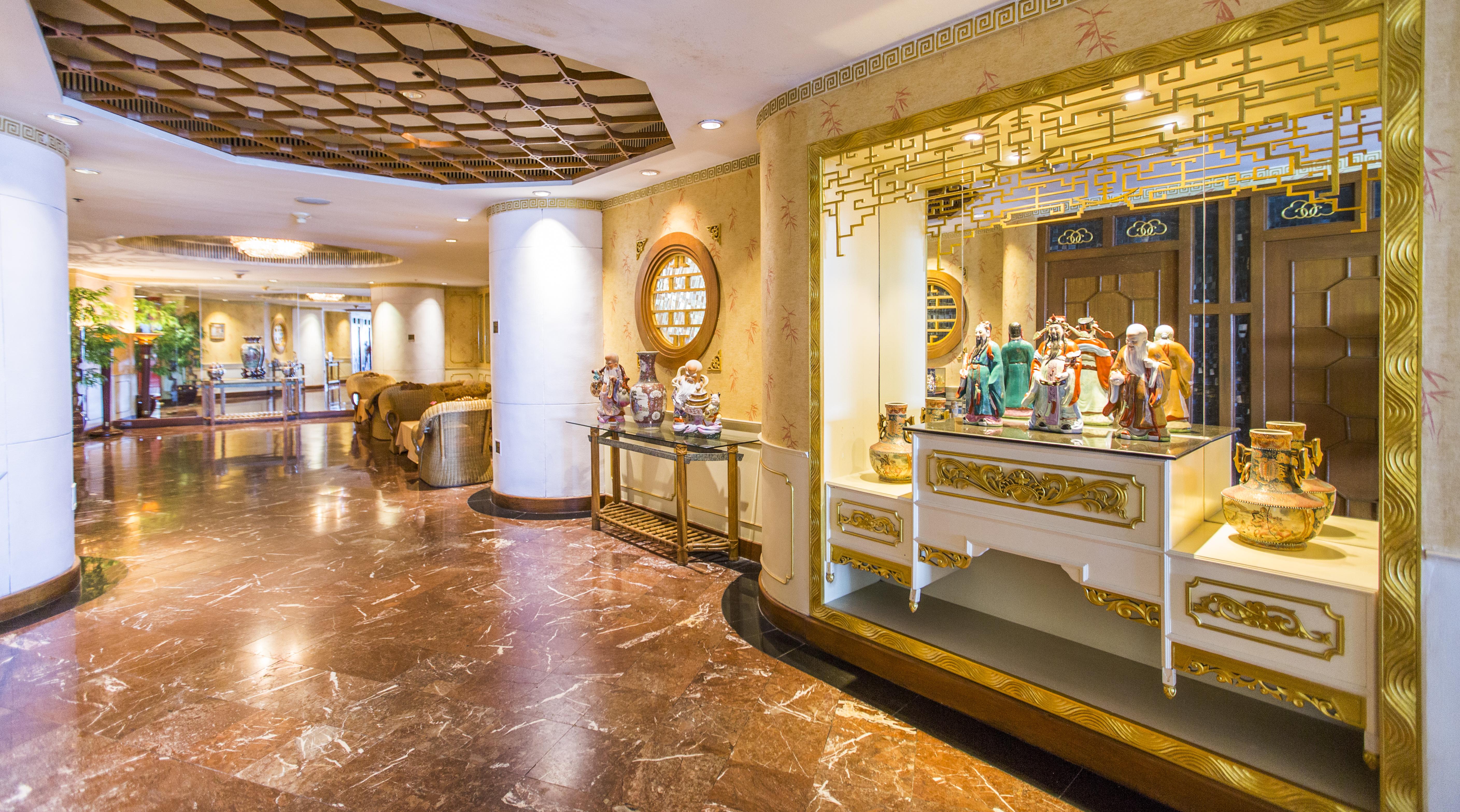 Hotel Montien Riverside 5*