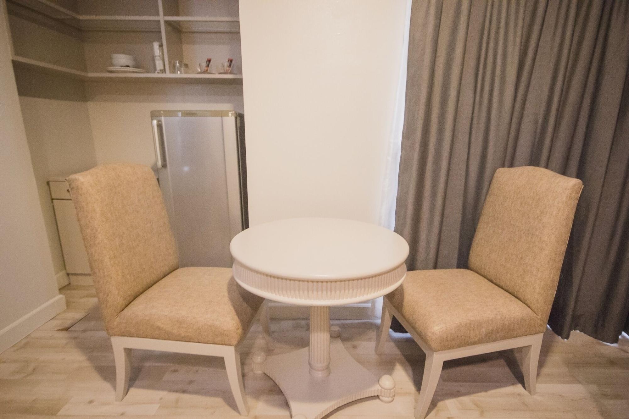 Hotel Romance Srinakarin Bangkok