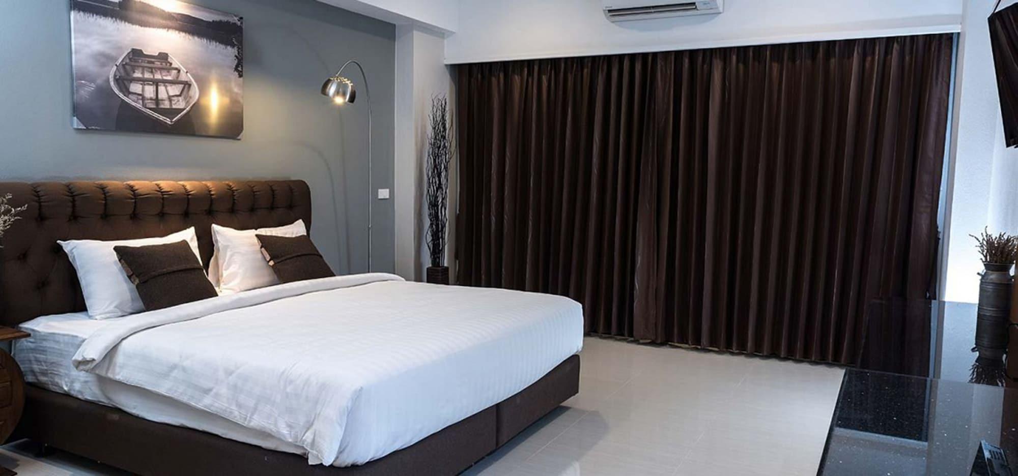 Golden Foyer Suvarnabhumi Airport 4*