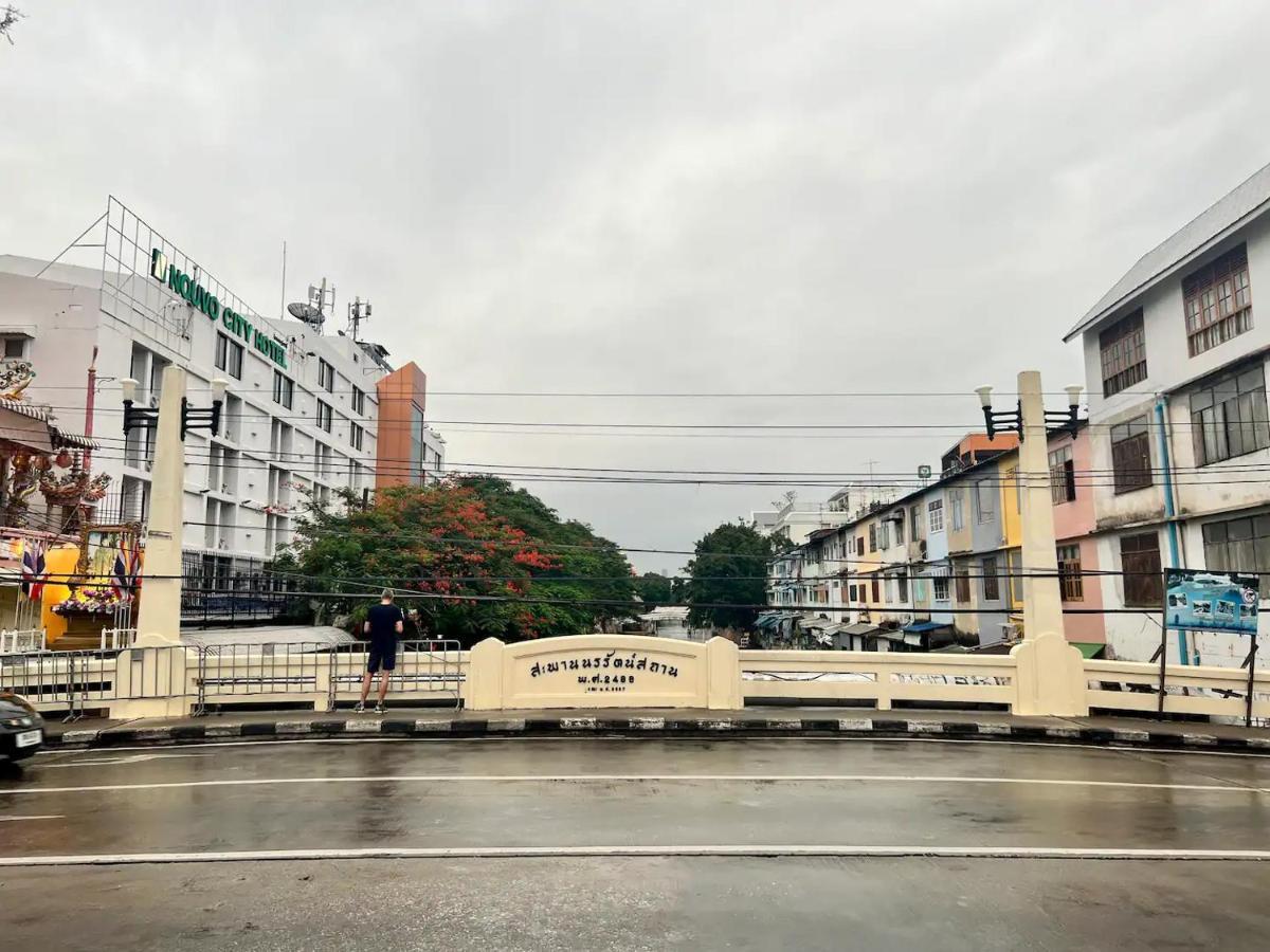 No Ra Ra Khaosan * Bangkok