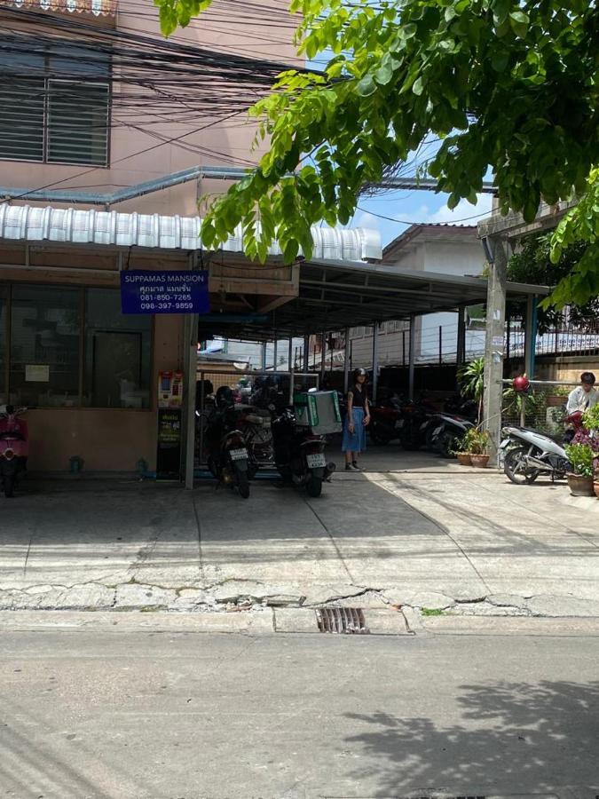 Suppamas Mansion Guest house Bangkok