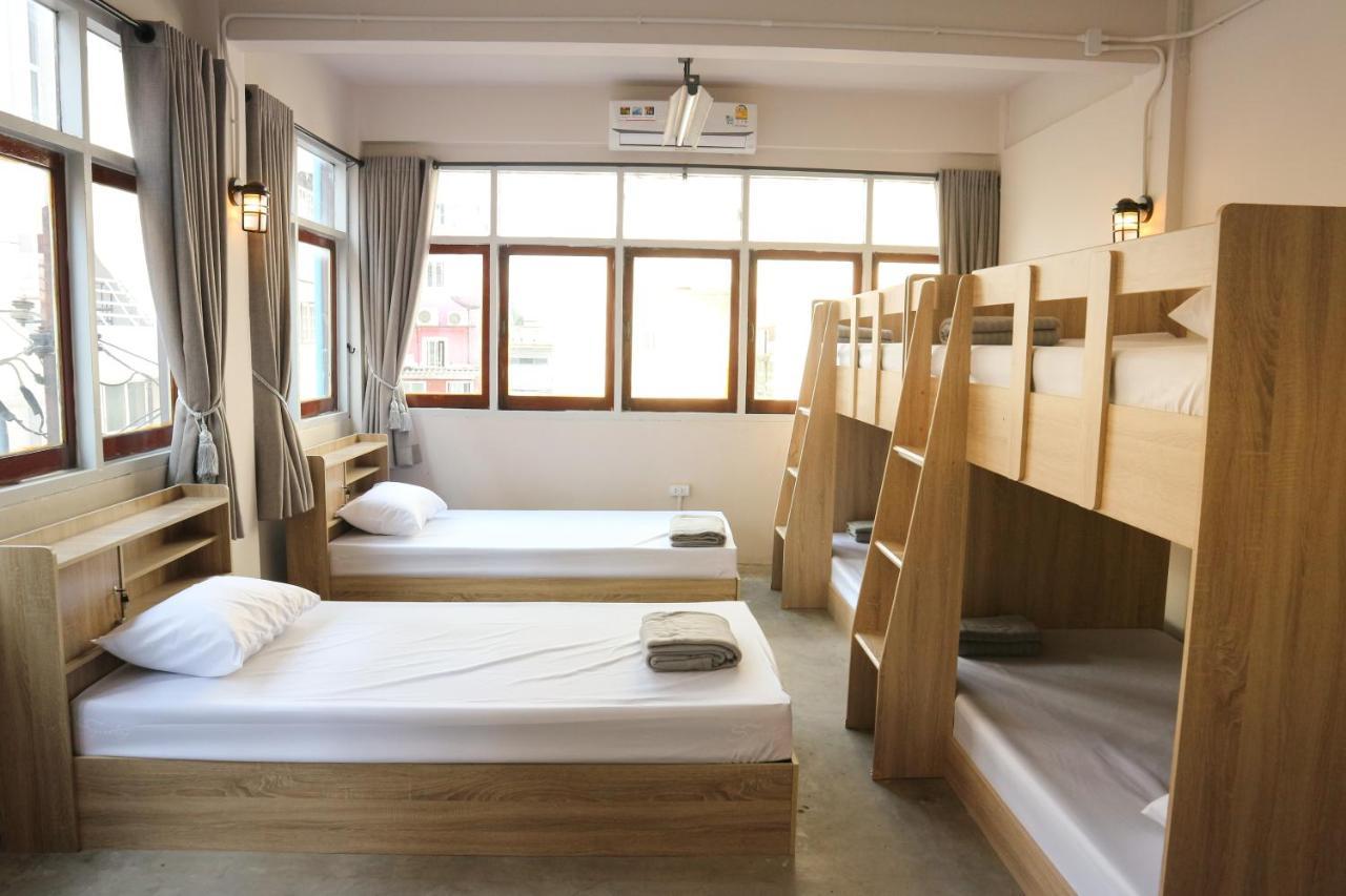 Deep Sleep Hostel