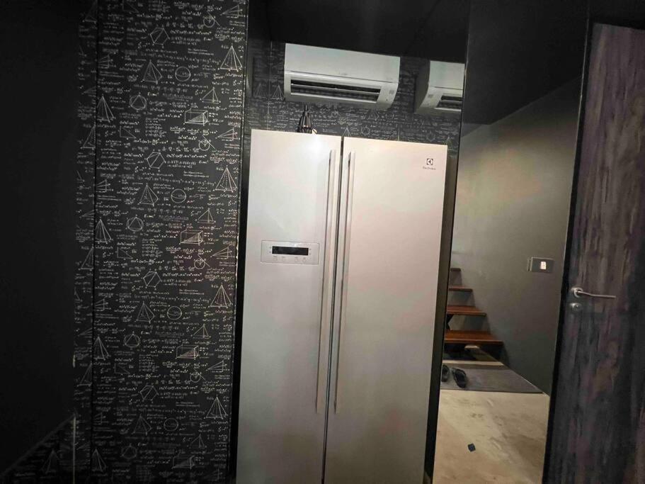 Villa Charoen Nakhorn Townhome: Self-check-in Near Bts, Iconsiam & Asiatique Bangkok