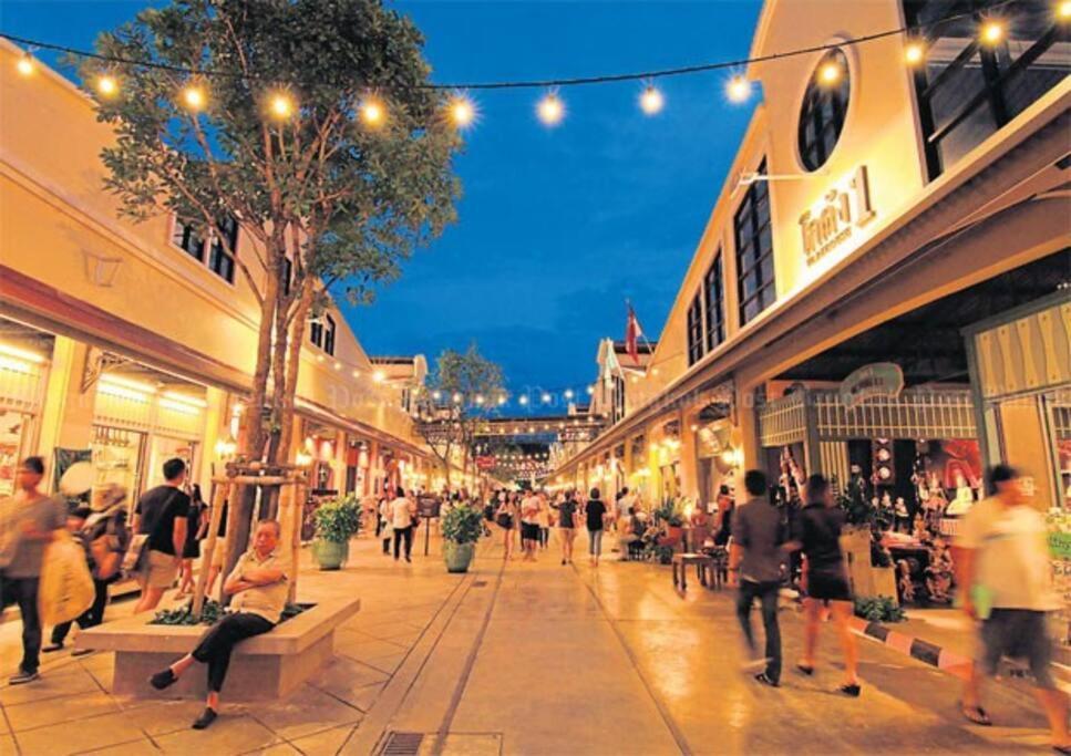 Charoen Nakhorn Townhome: Self-check-in Near Bts, Iconsiam & Asiatique Villa