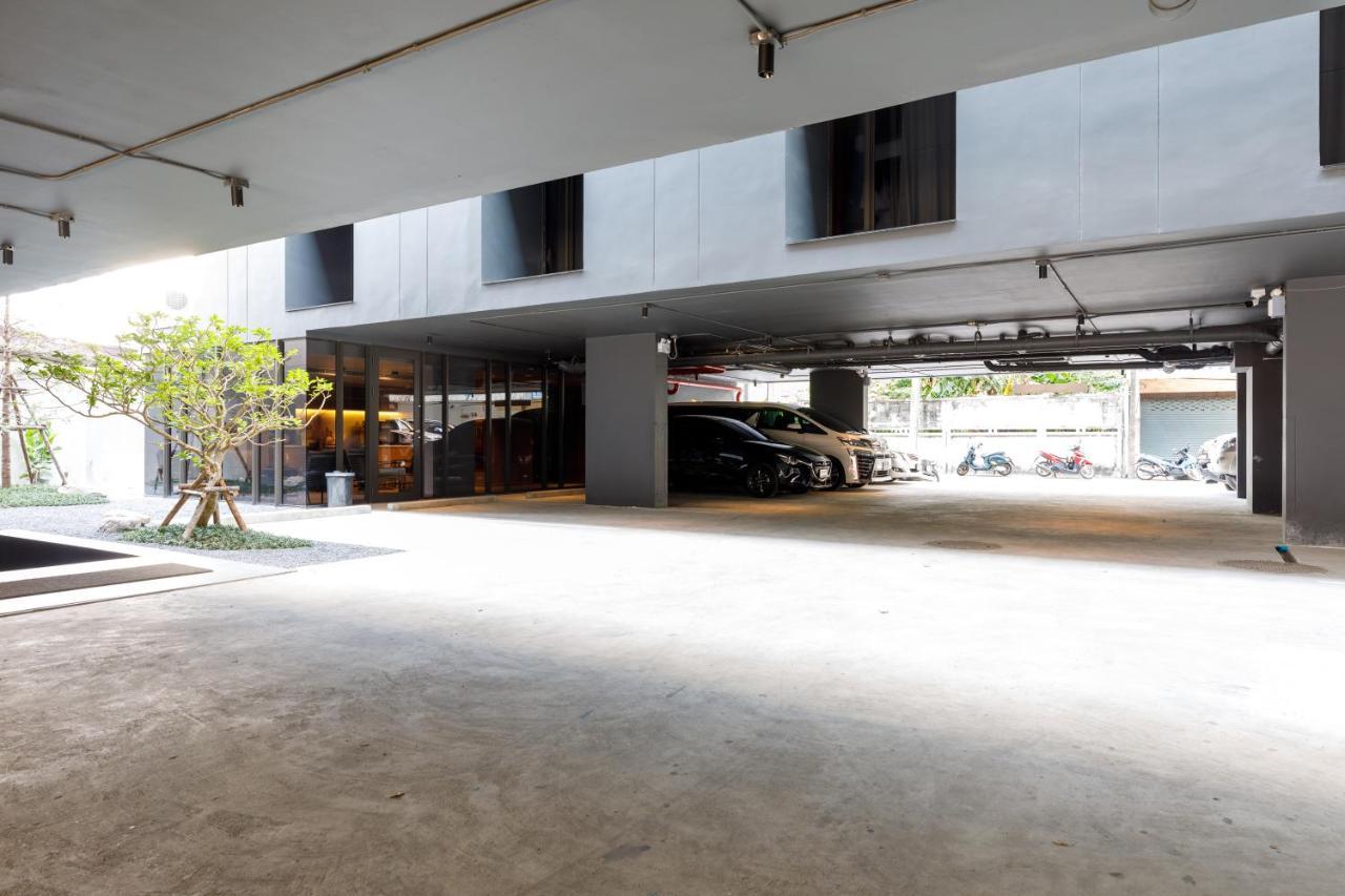 Hotel Benjarong Bangkok
