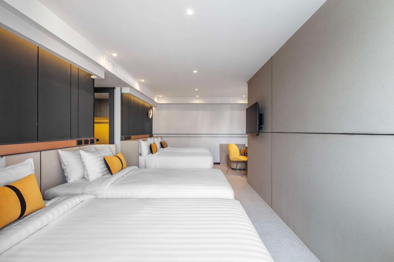 Western Ratchada Hotel 4*