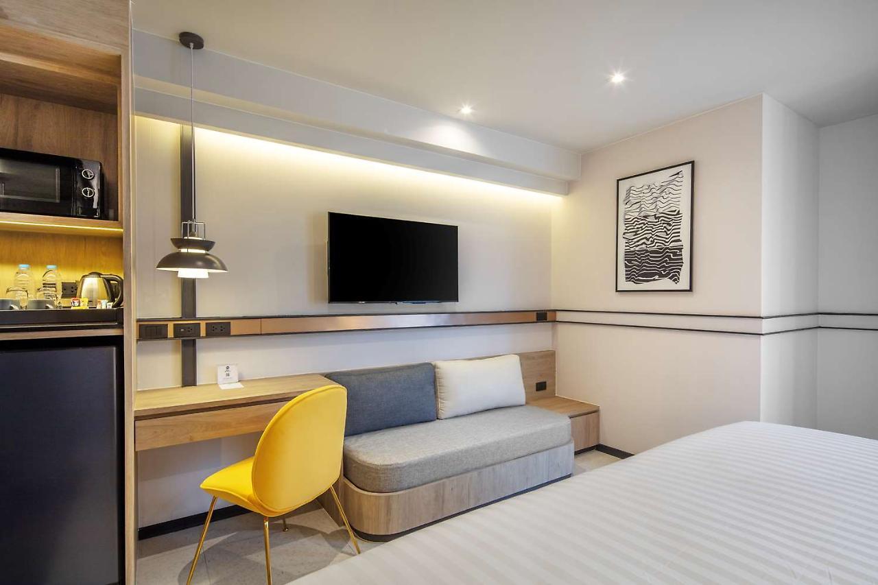 Western Ratchada Hotel