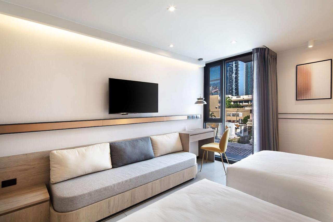 Western Ratchada Hotel