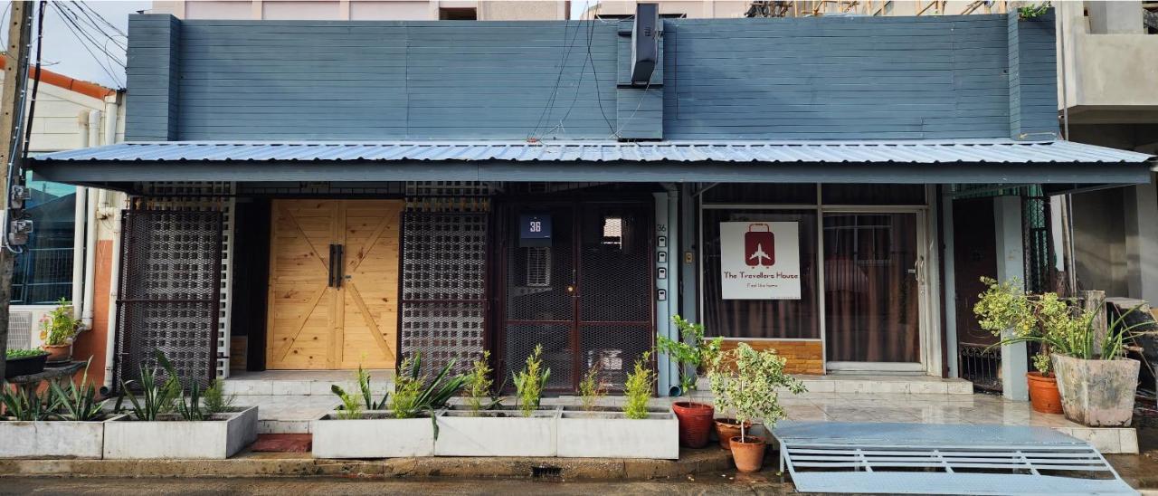The Travellers House - Pet Friendly Guest house *