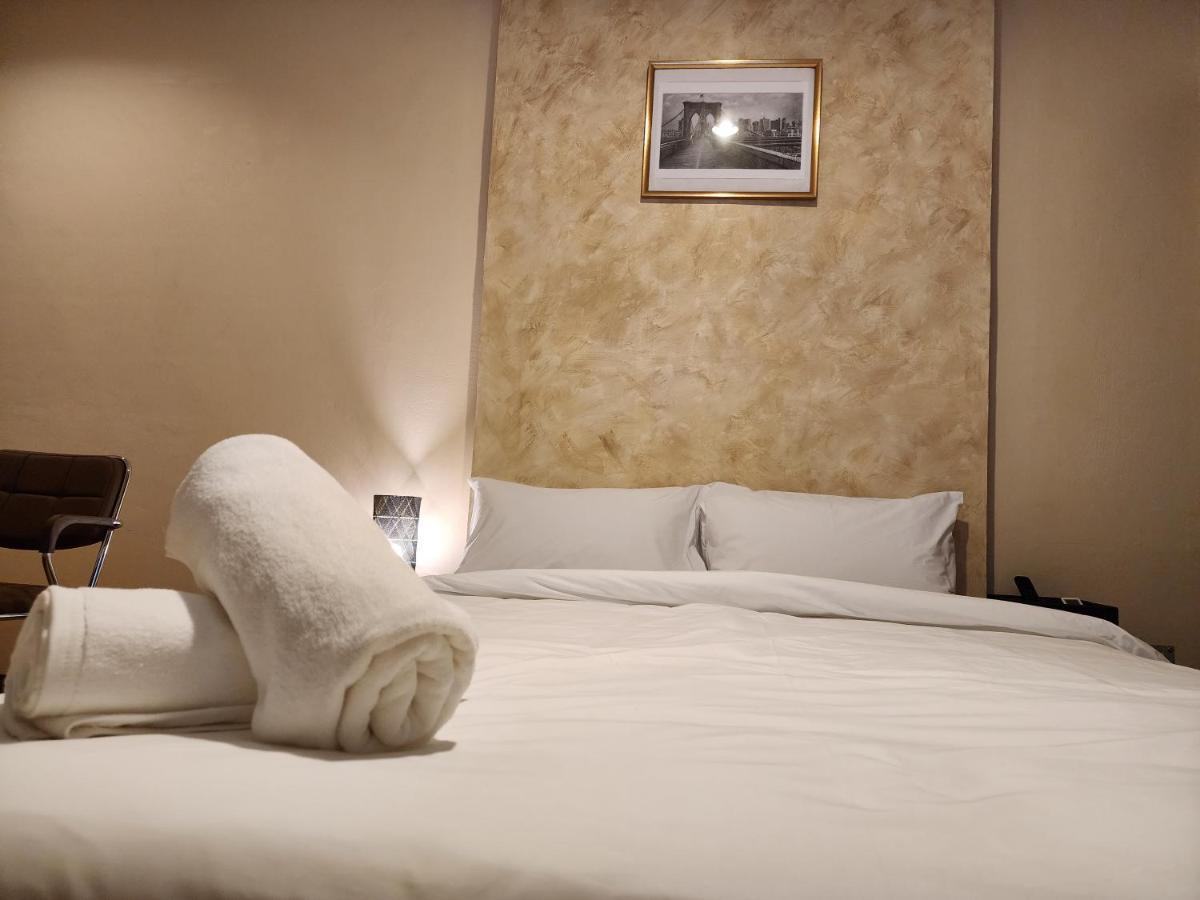 Guest house The Travellers House - Pet Friendly Bangkok