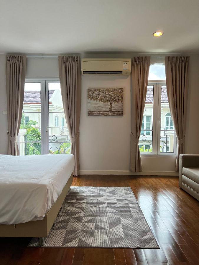 Holiday home Entire 3br Townhome In Sukhumvit, Shared Pool, Near Bts&mrt Asok Bangkok