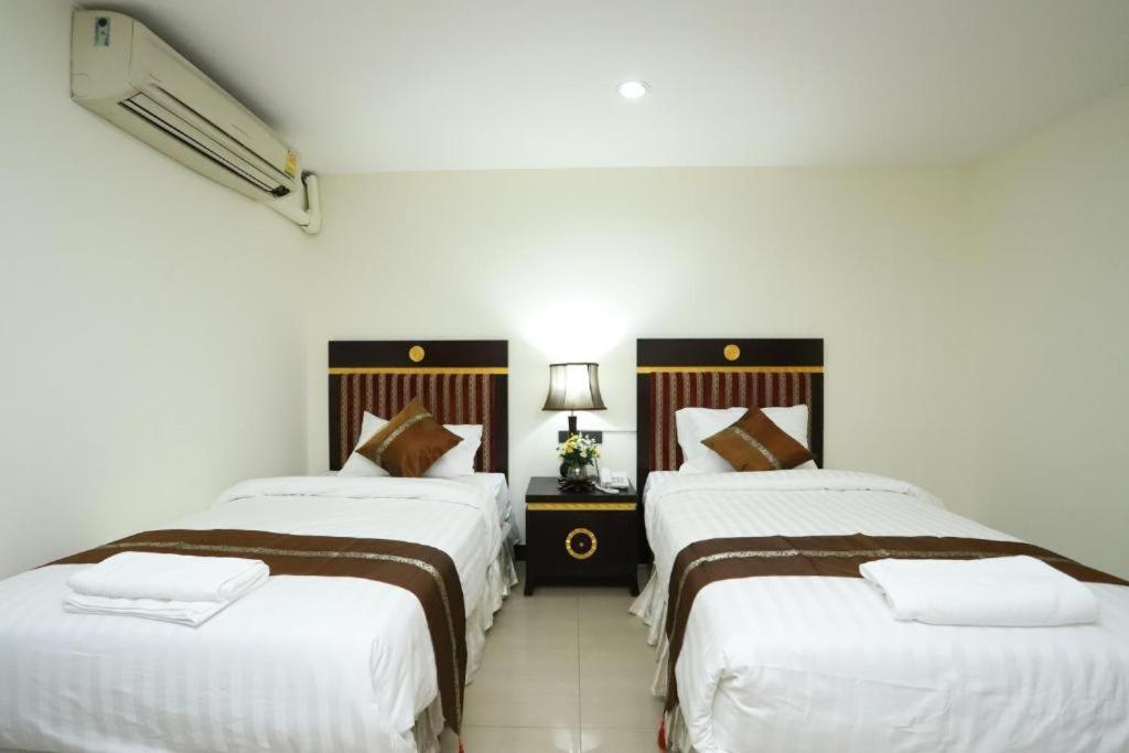 Lucky Palace Hotel
