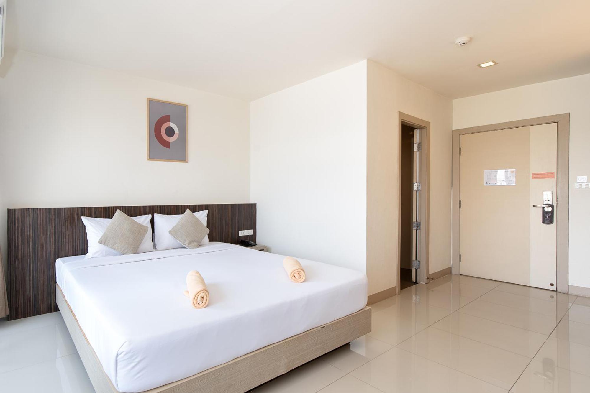 Leenova Bangkok