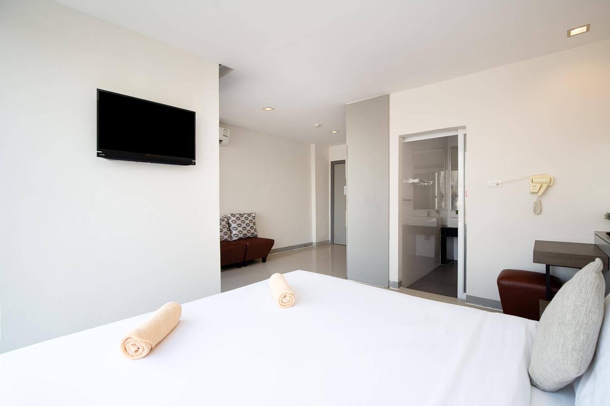 Leenova Bangkok