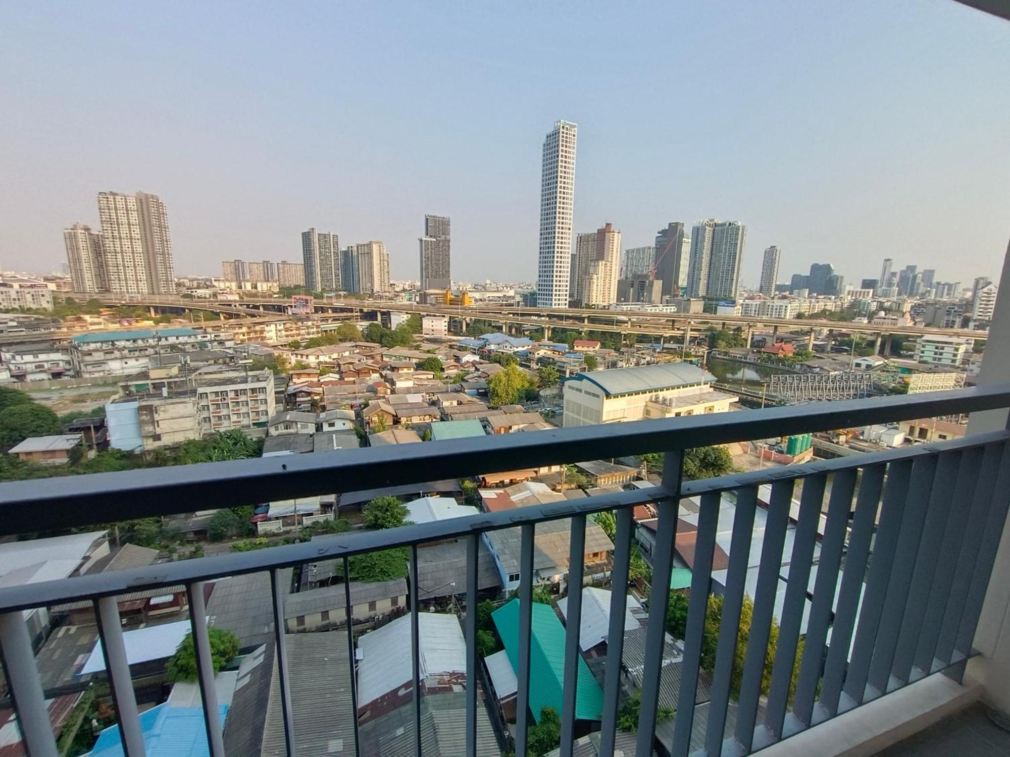 Apartment Sukhumvit 48 Bts Phra Khanong 1 Bedroom Apartment, Gym, Swimming Pool