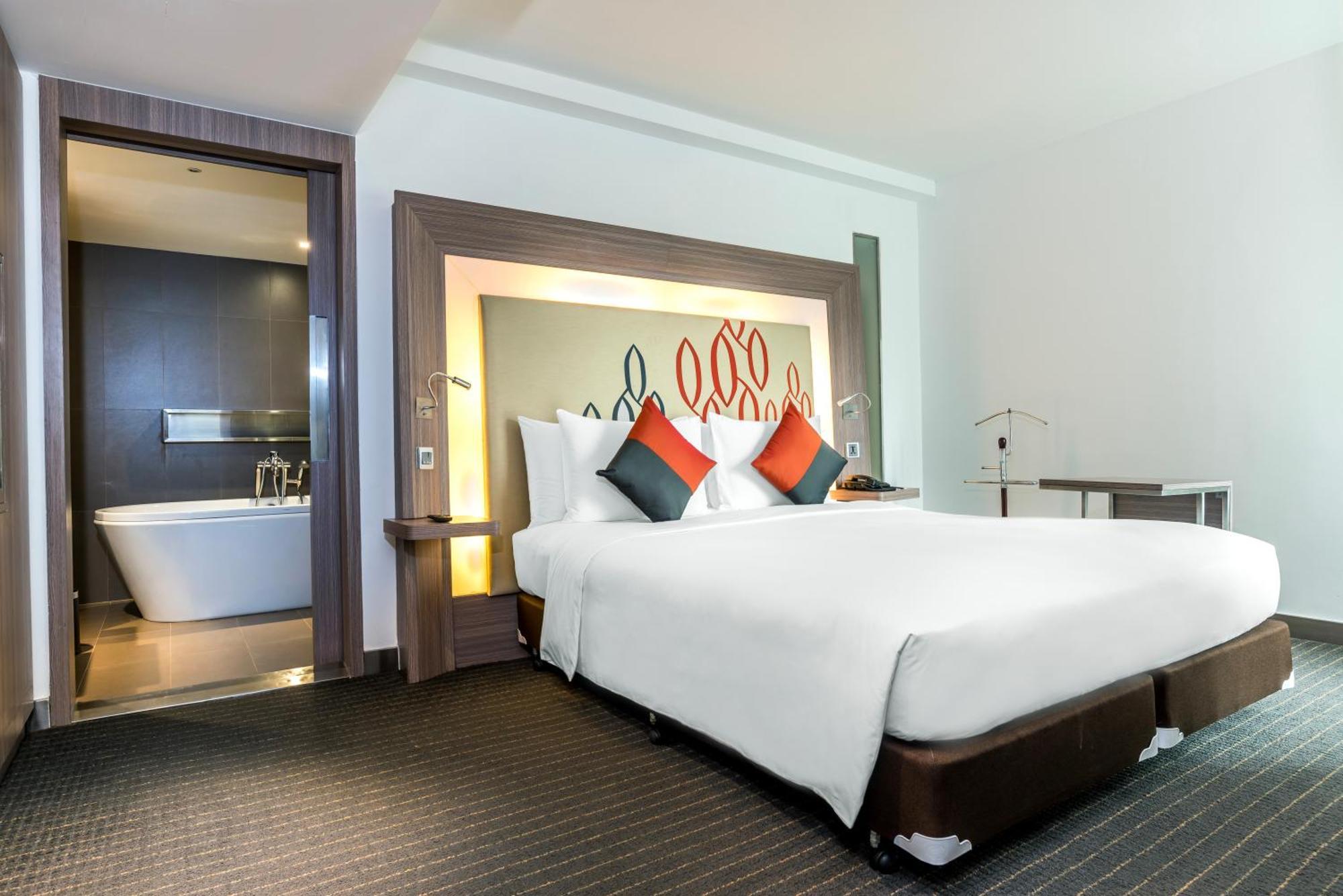 Hilton Garden Silom Bangkok
