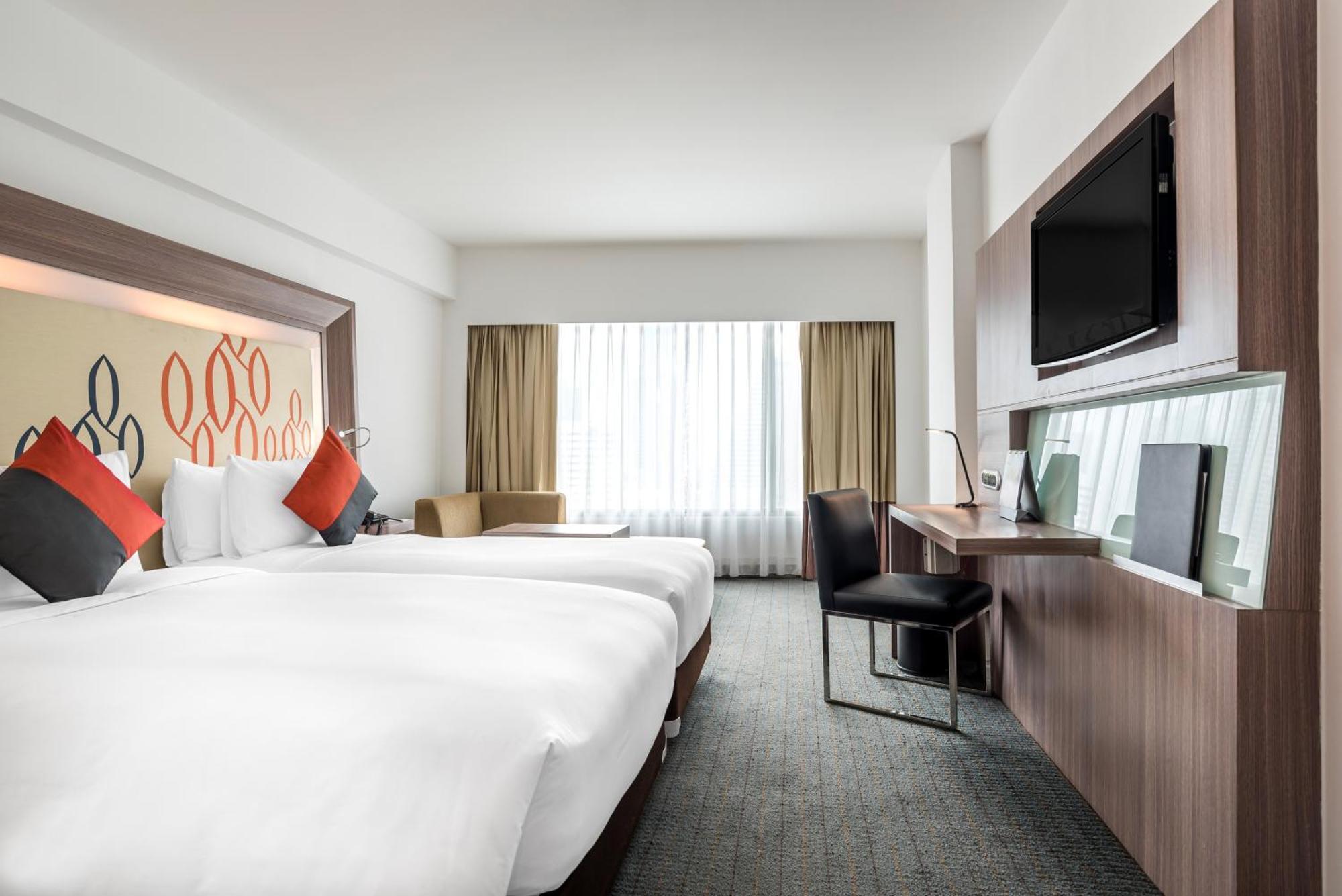 Hotel Hilton Garden Silom 4*