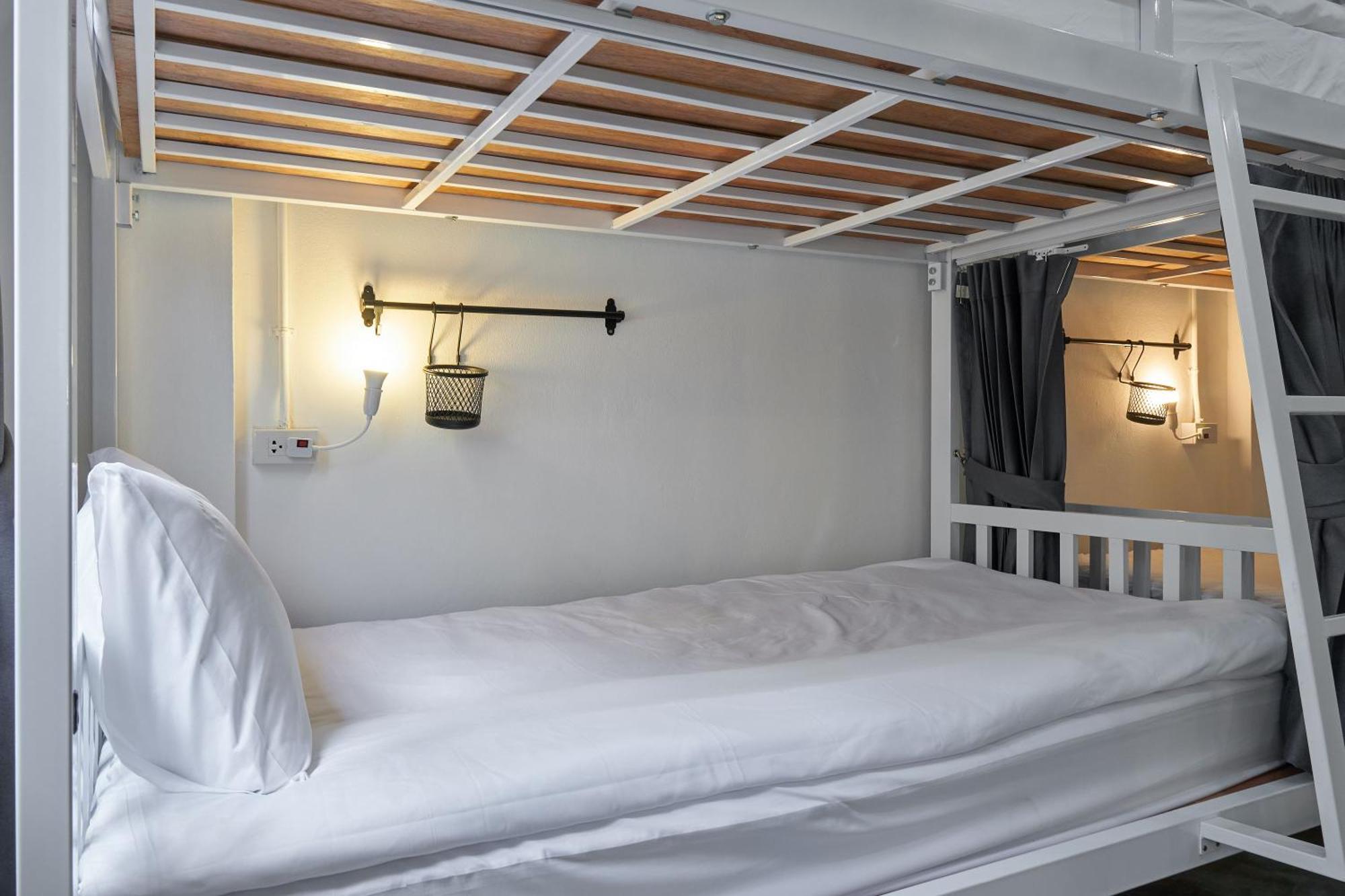 G5 Hostel *
