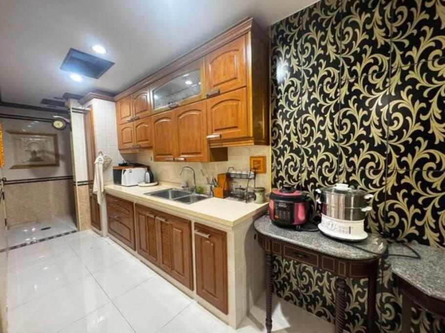 曼谷独栋lat Phrao精品别墅 Apartment *
