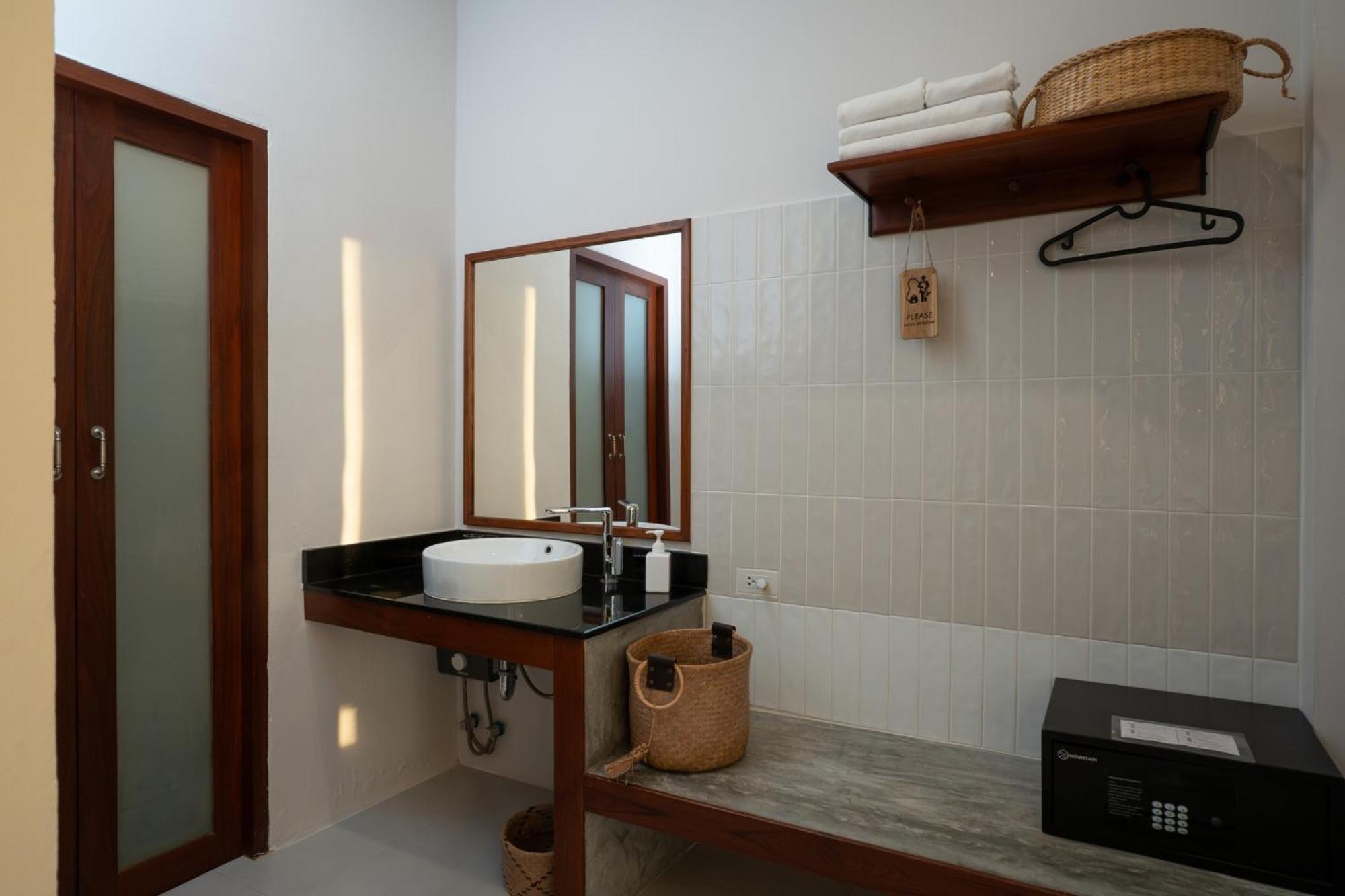 Hotel Ploen Pirom Bangkok