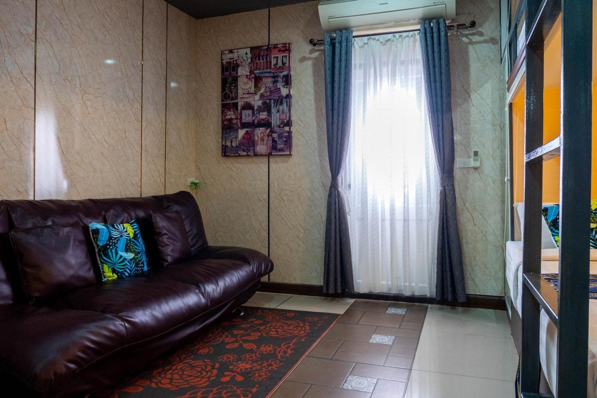 Usman Halal Hostel