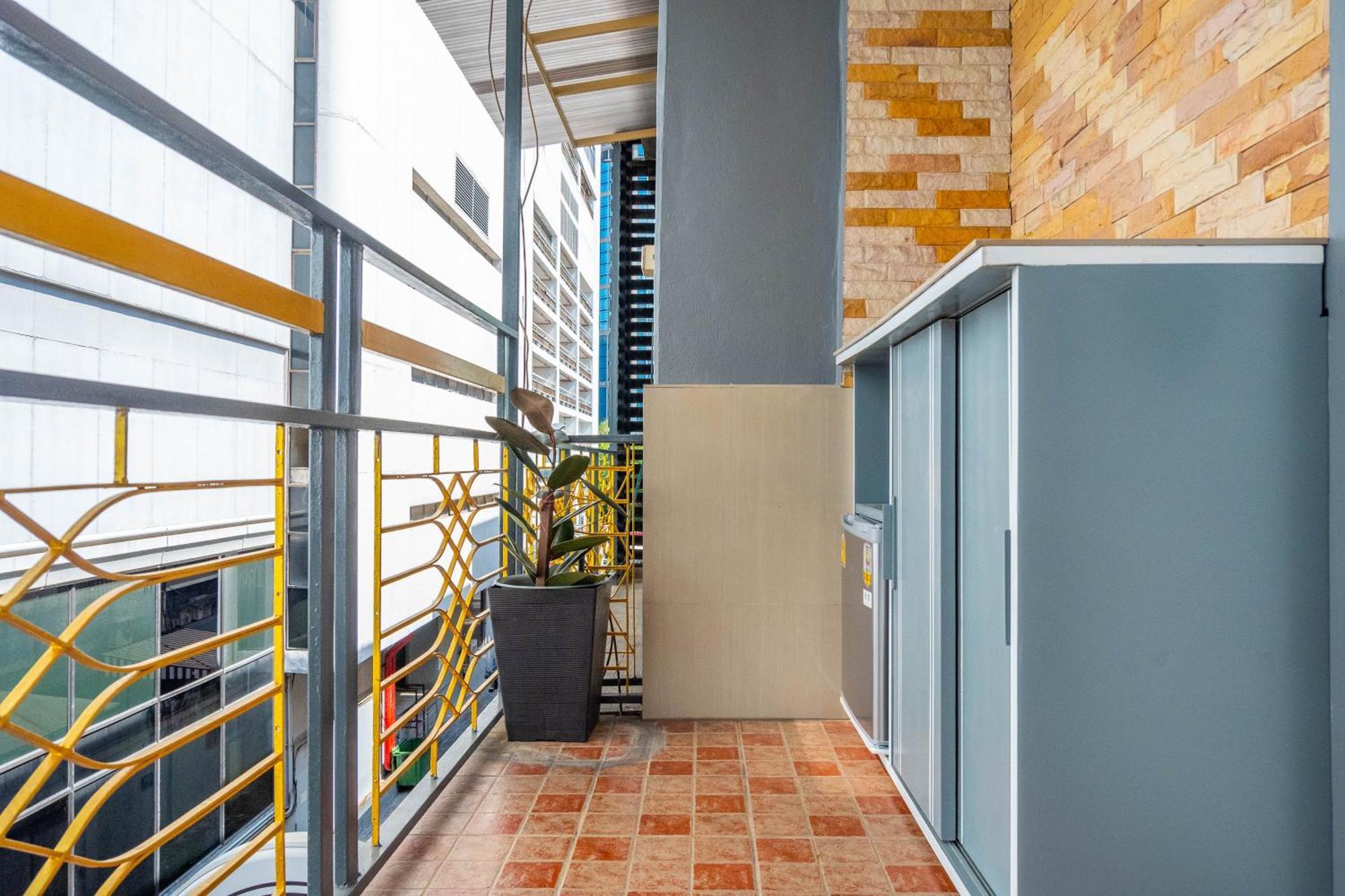 Hostel Usman Halal Bangkok