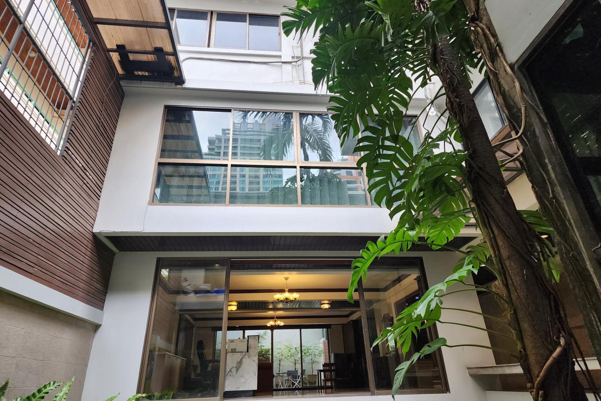 23 Ava At Saladaeng Bangkok