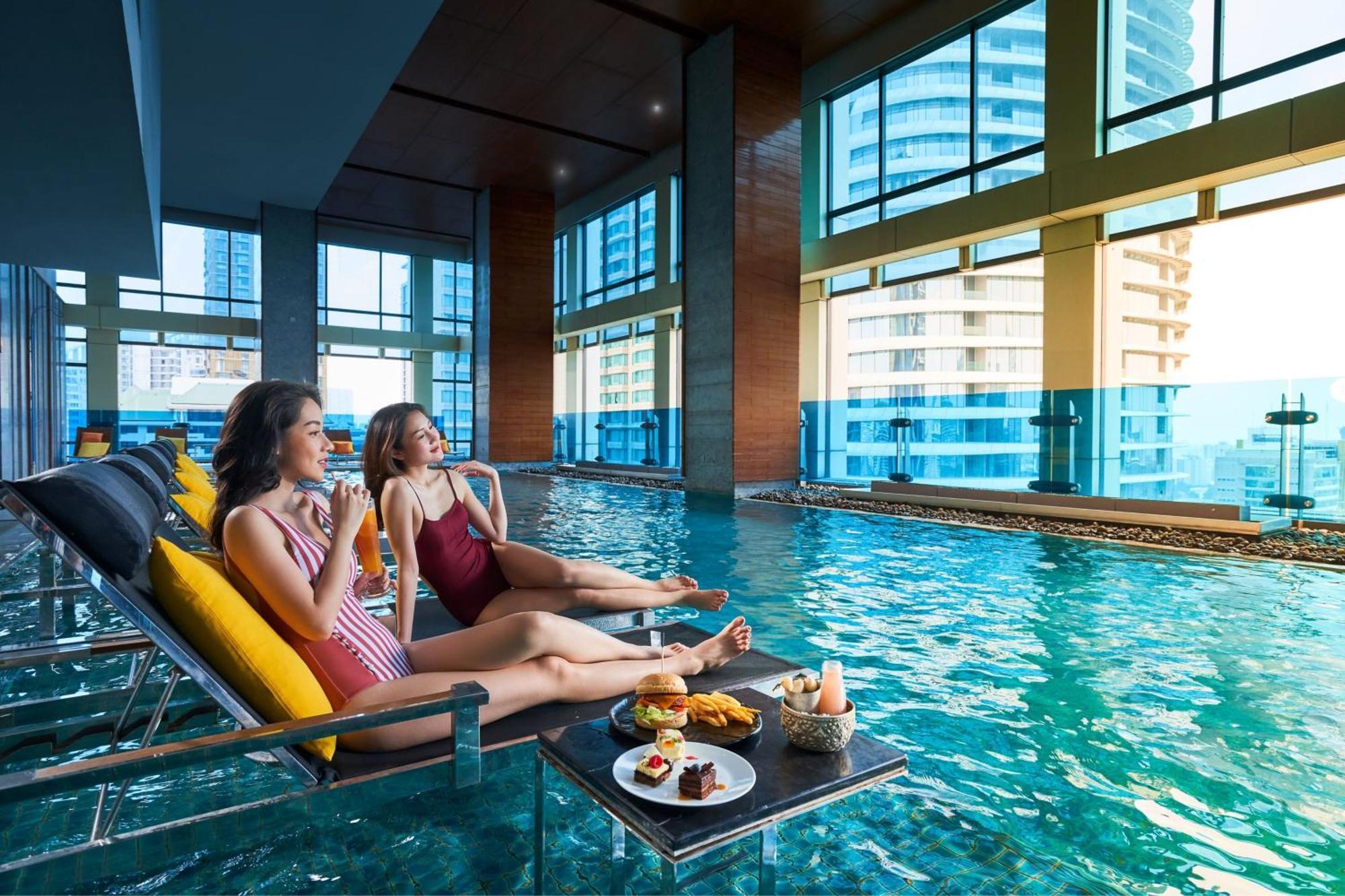 Renaissance Ratchaprasong Hotel 5*