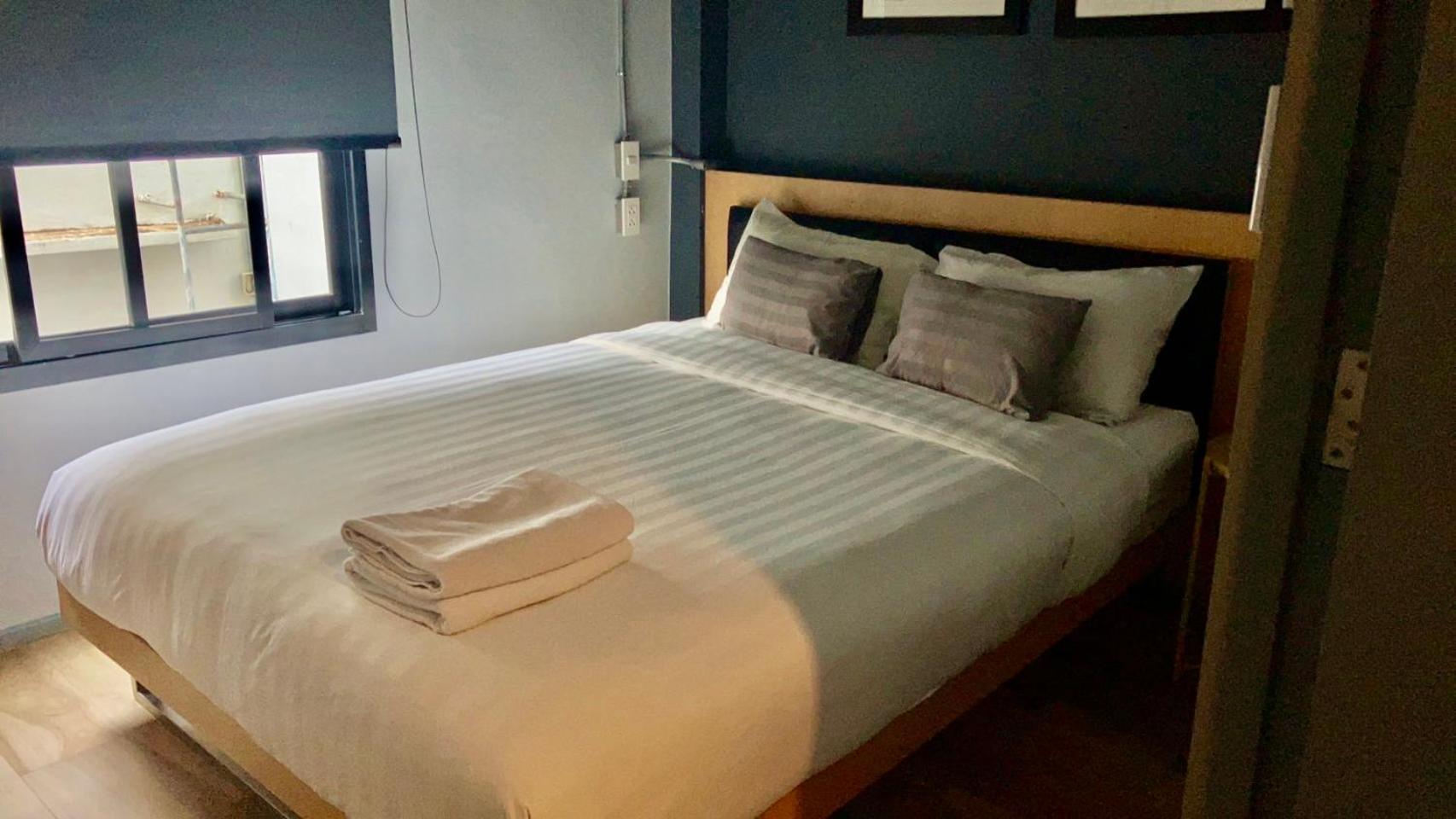 Hostel Silom Box
