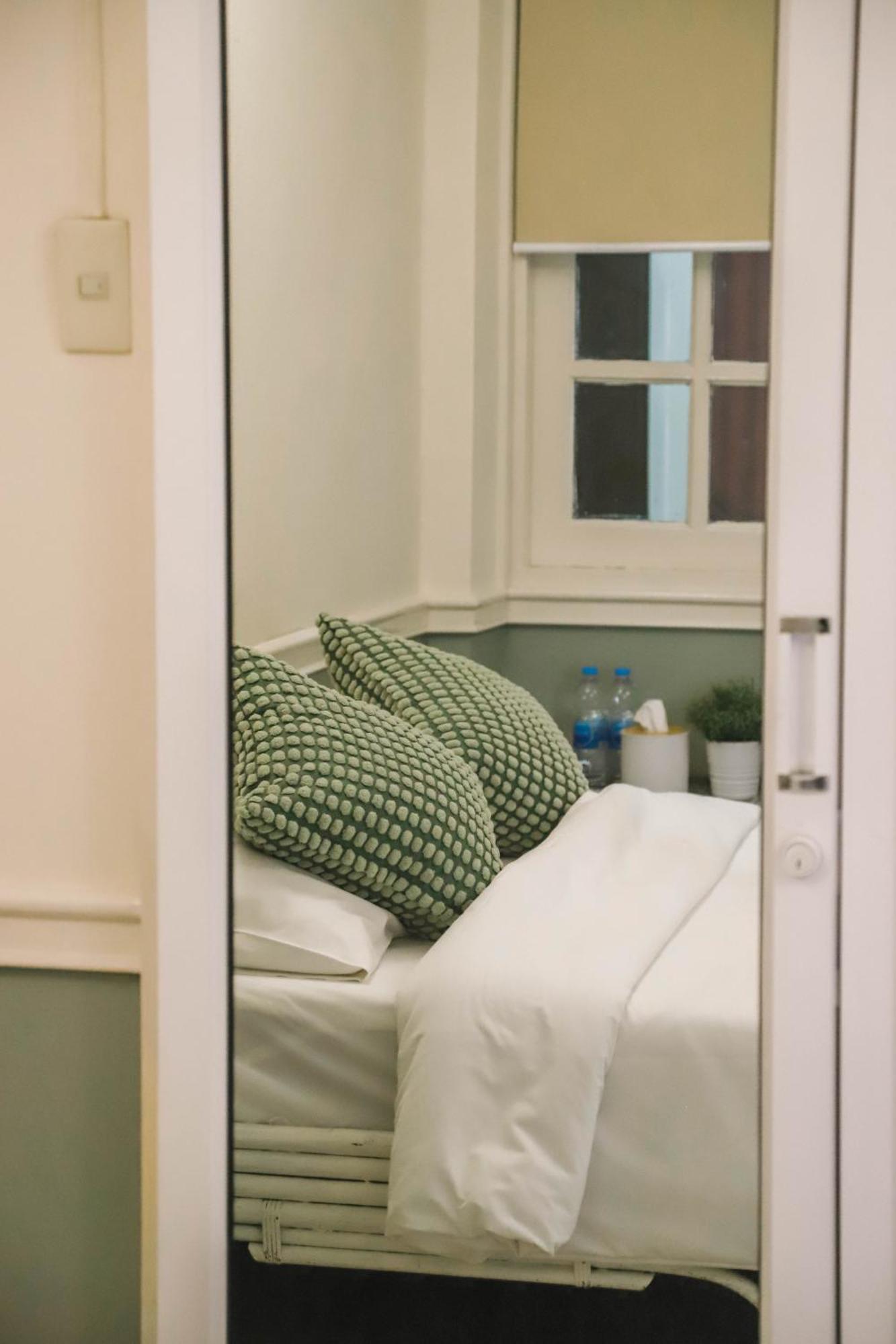 White Hotel 2*