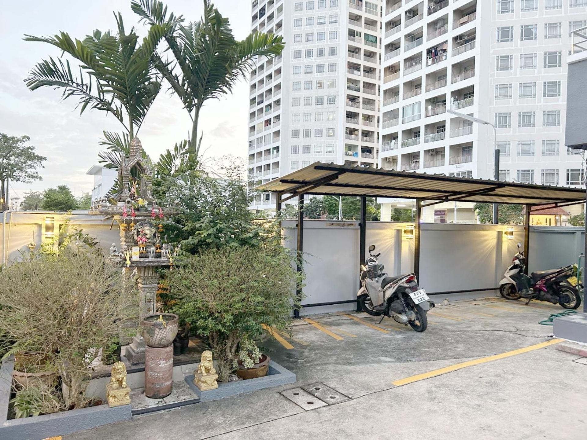 Goody Hotel