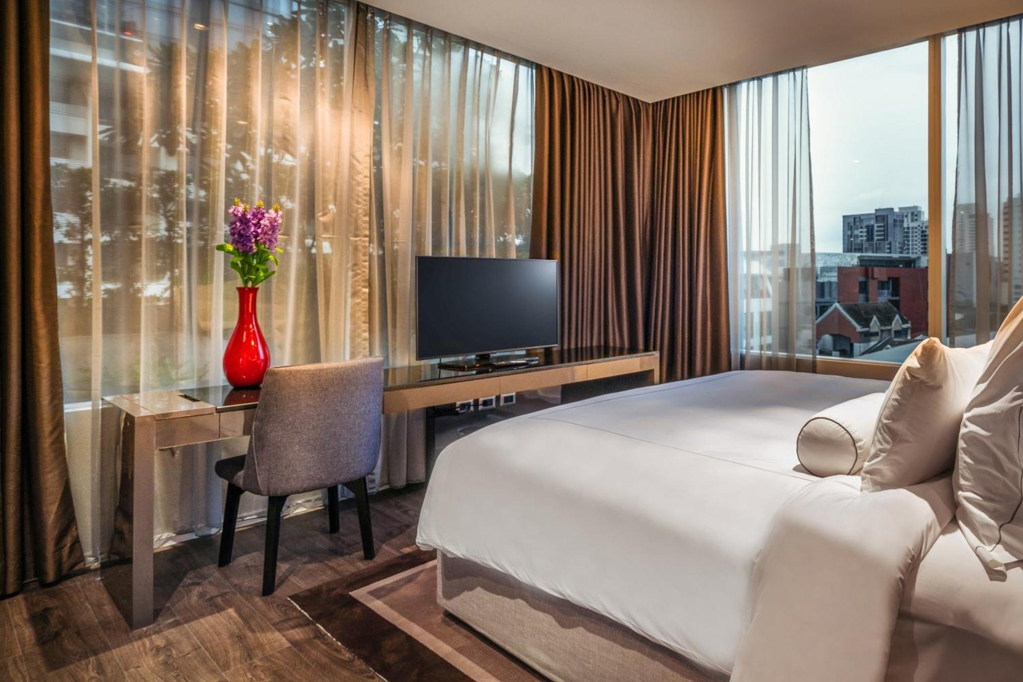 Muu Bangkok, Small Luxury Of The World 5*