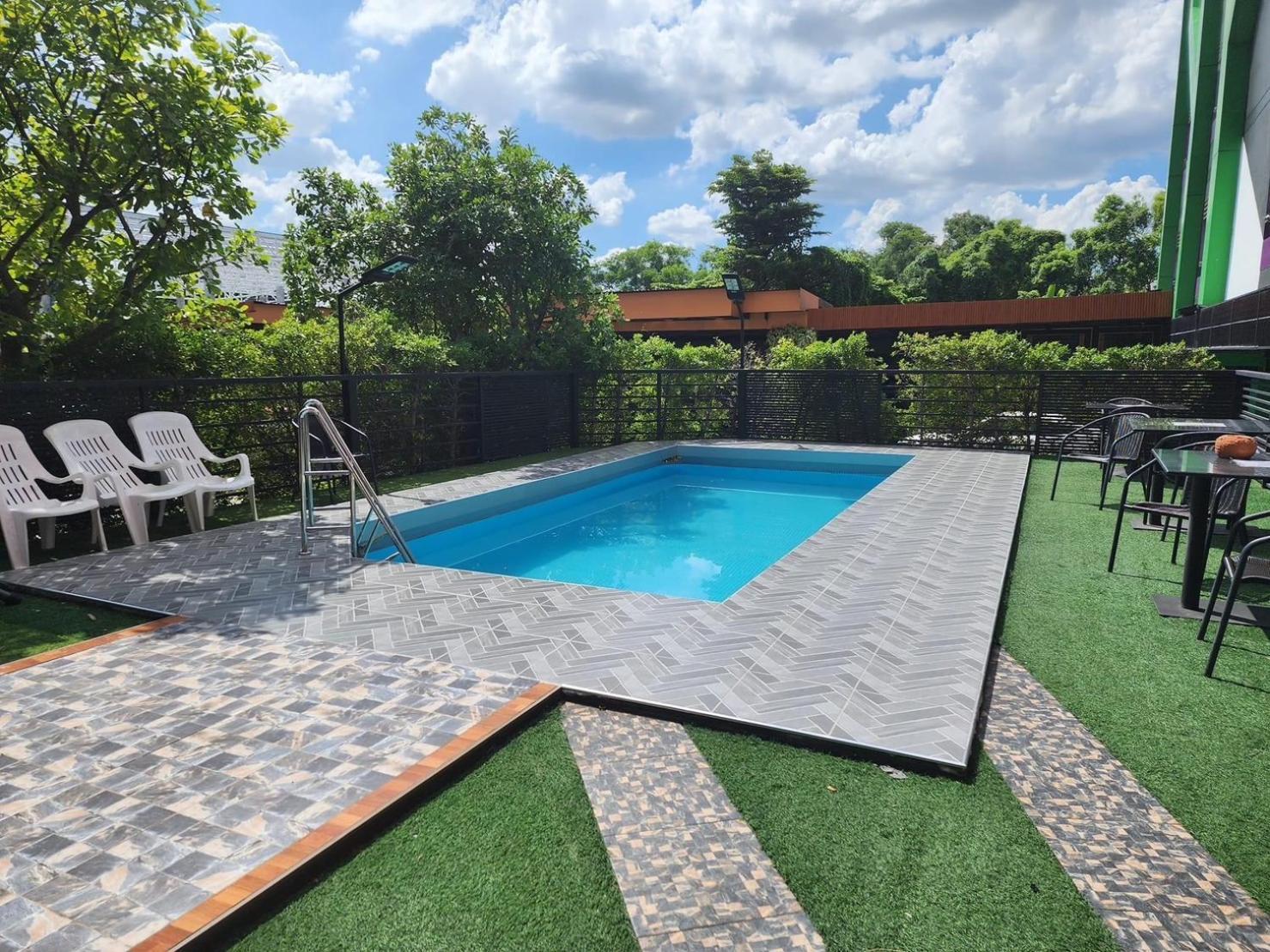 Hotel The Breton Media 4*