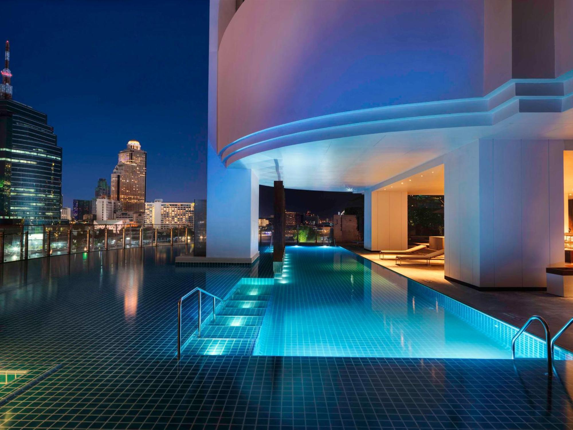 Millennium Hilton Hotel