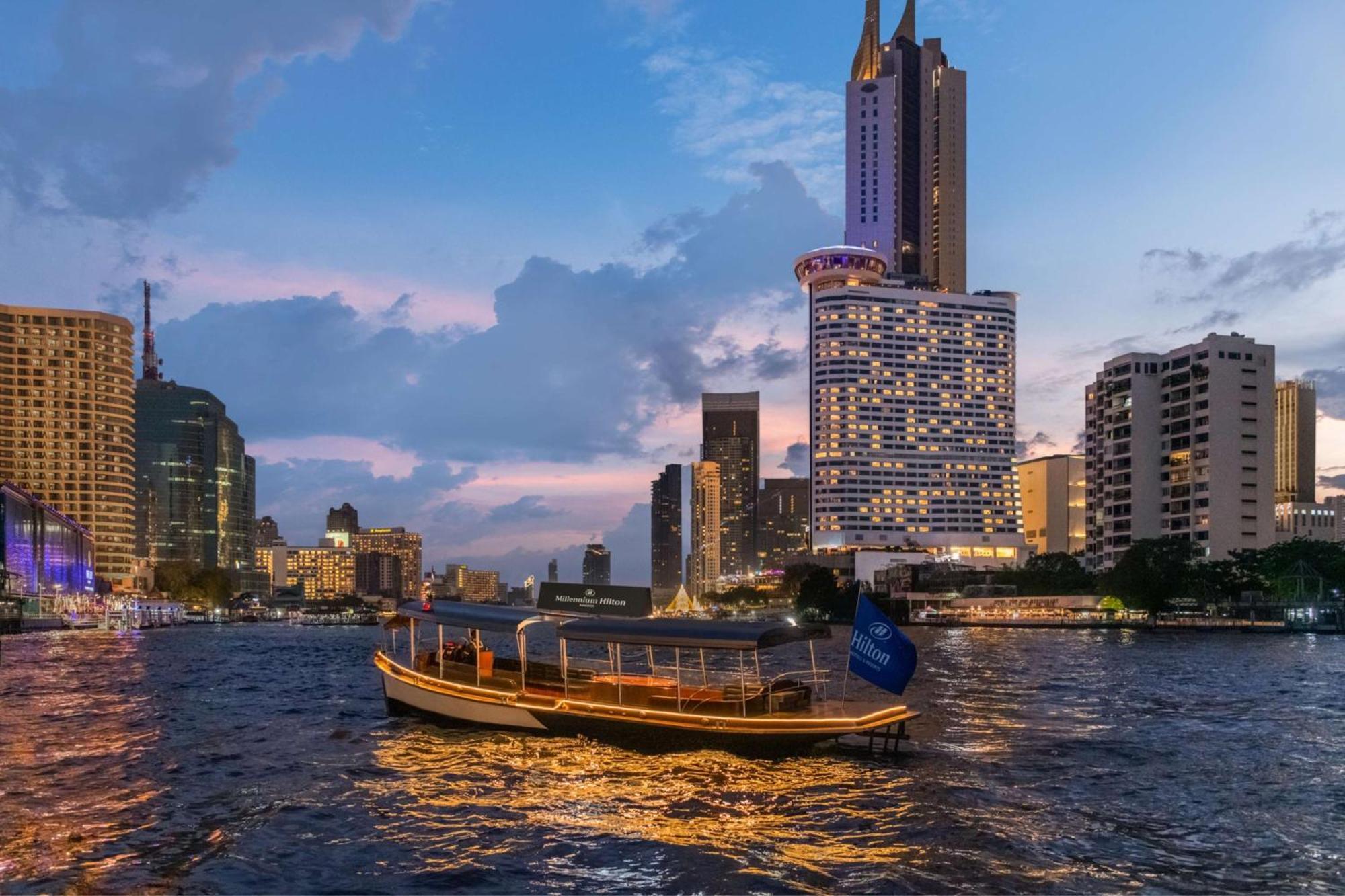 Hotel Millennium Hilton 5*