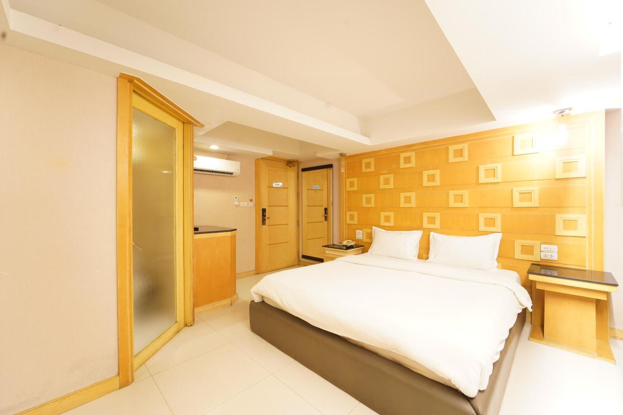 Upar Sukhumvit 11 Nana Bangkok