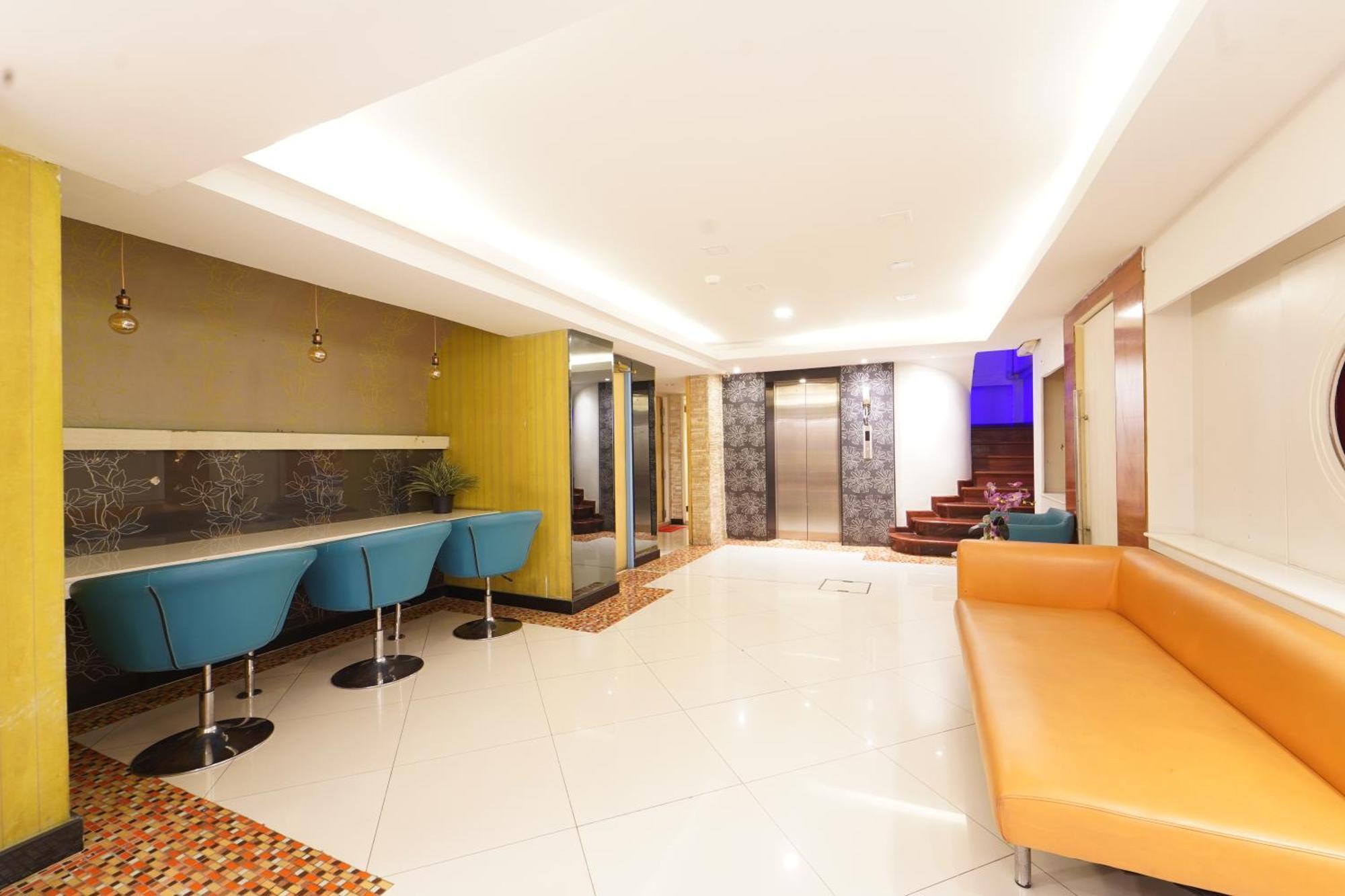 Upar Sukhumvit 11 Nana Hotel