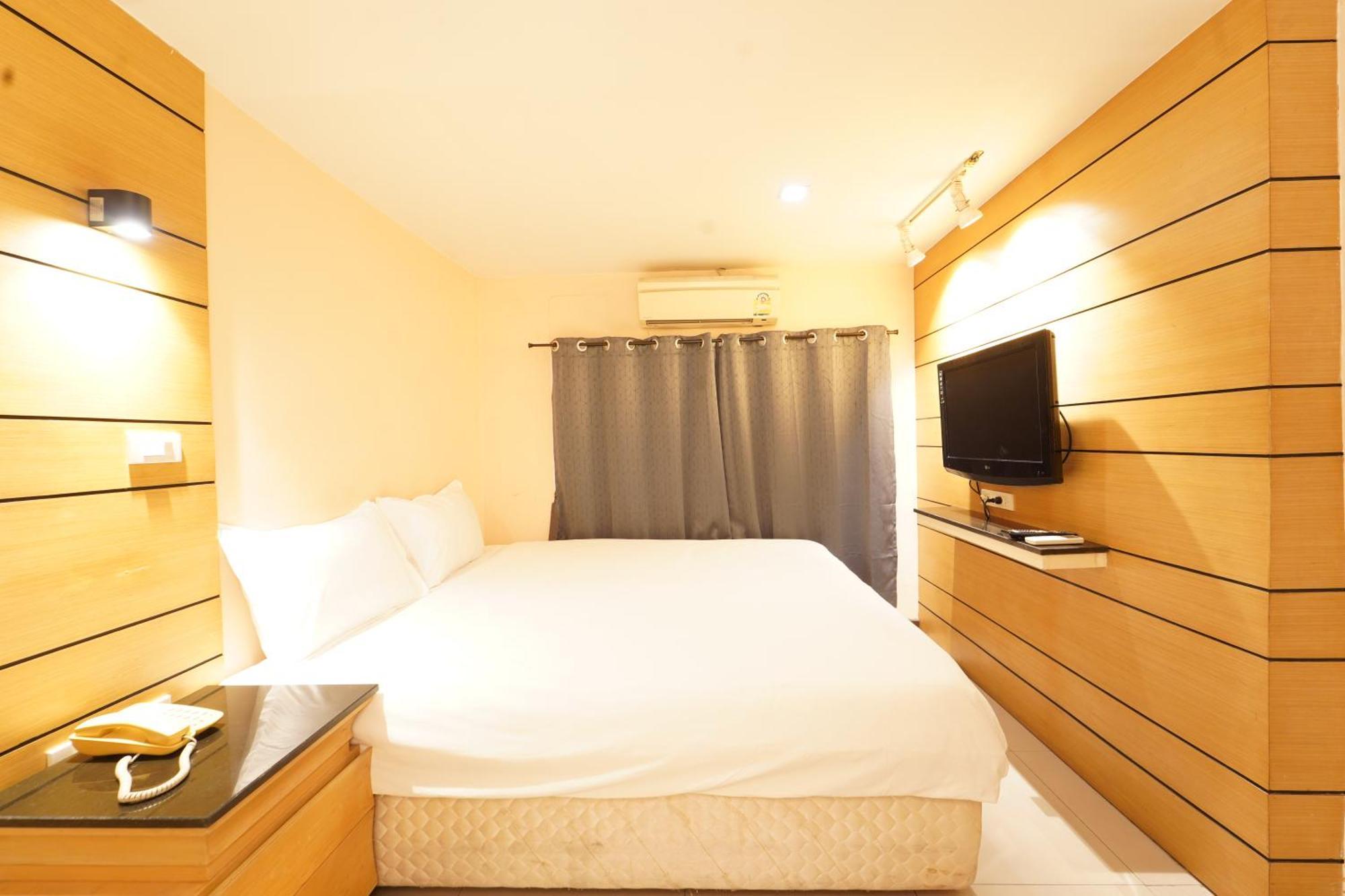 Upar Sukhumvit 11 Nana 3* Bangkok