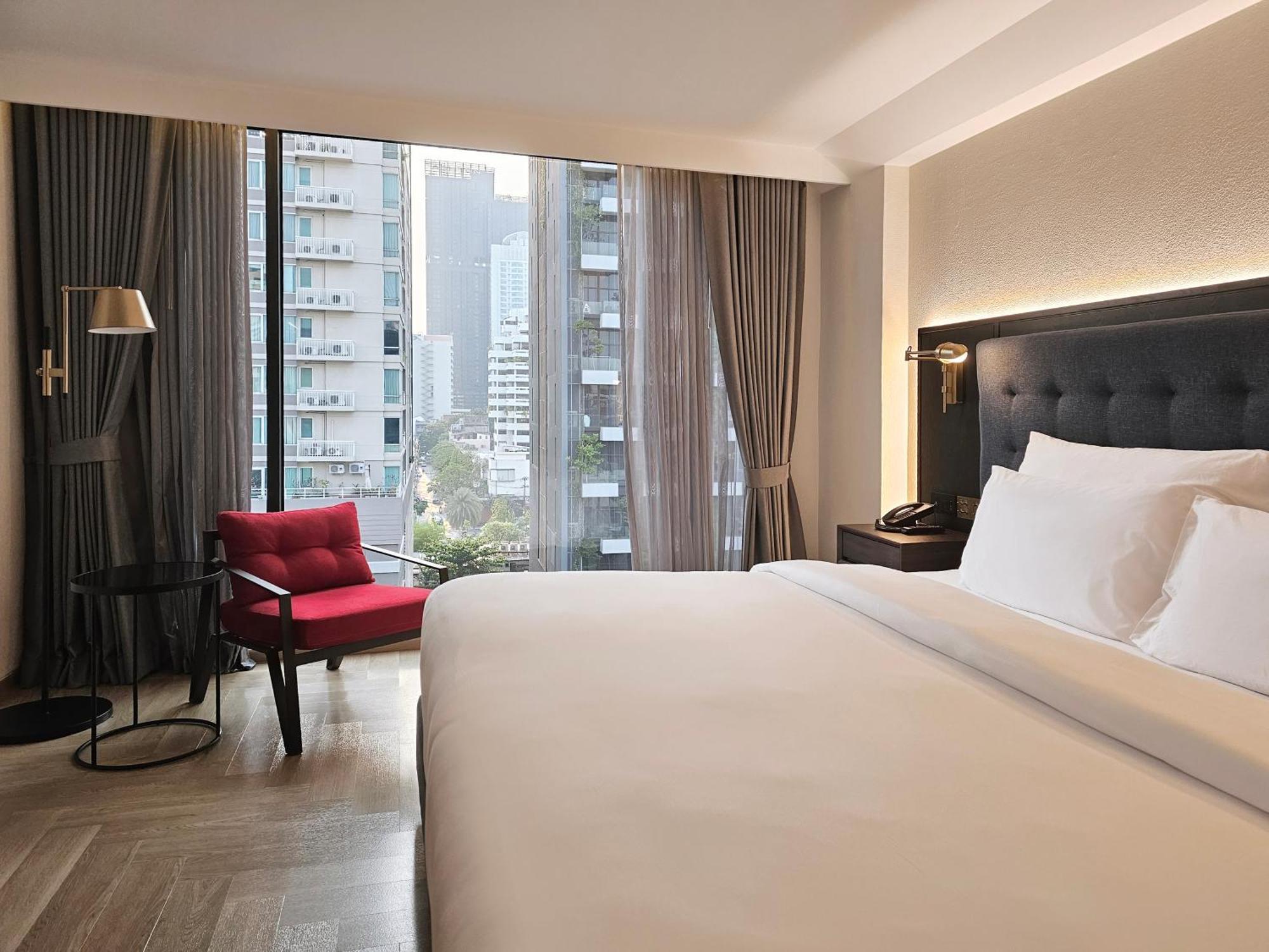 Public House Bangkok, A Member Of Design Hotel