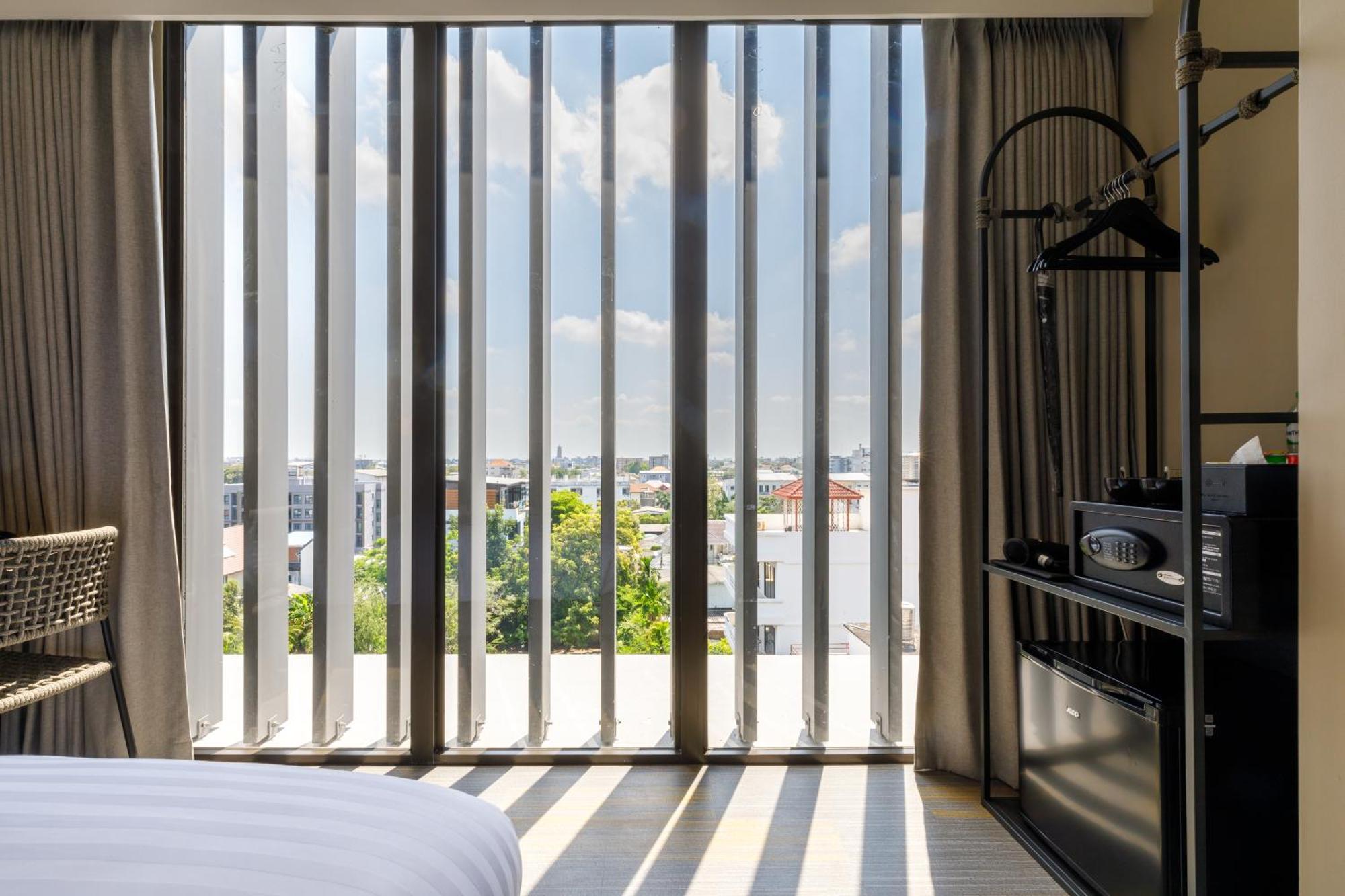 Hotel Benjarong Bangkok