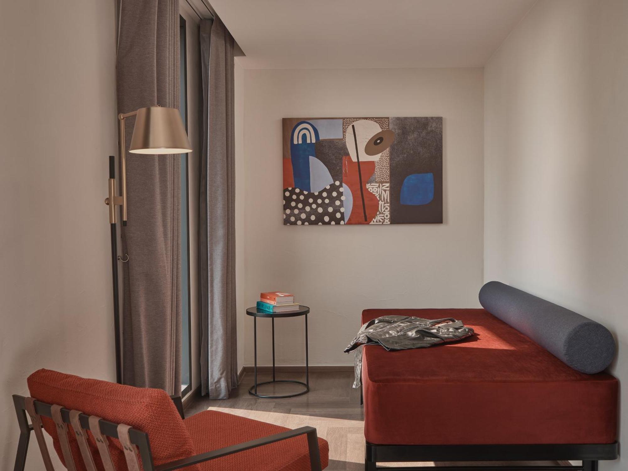 Public House Bangkok, A Member Of Design Hotel