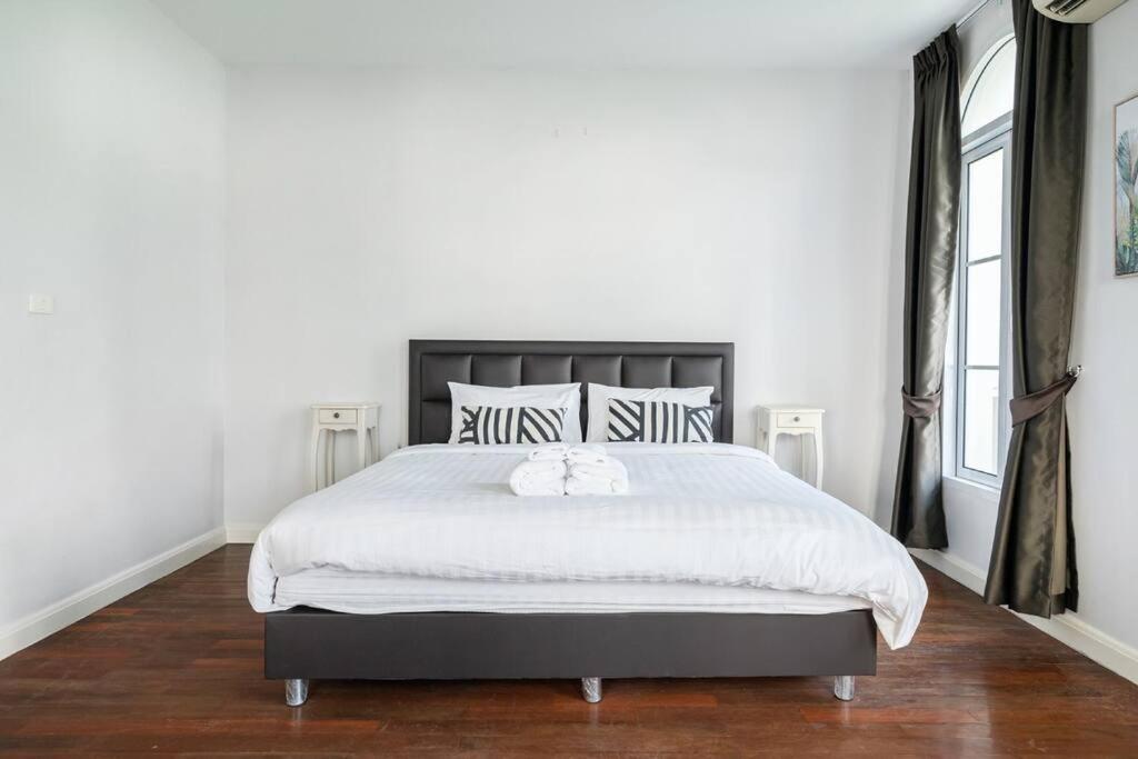 Vila Miq_home901/asok Bts/resort Pool/12pax/1000mbwifi *