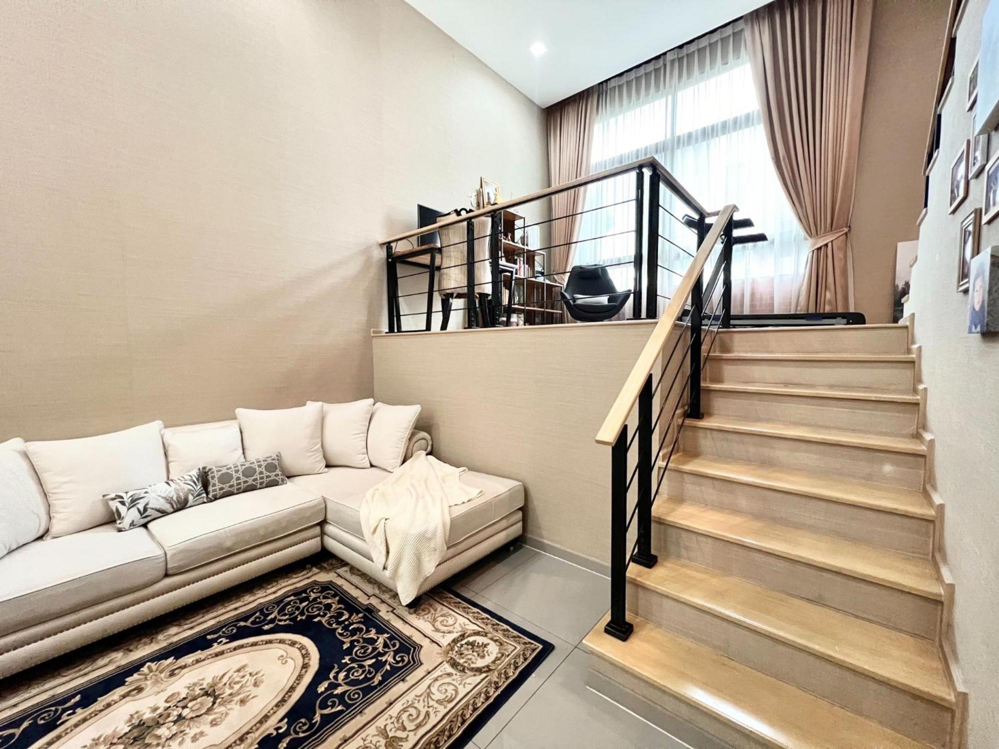 Free Pick Up / Stunning Luxury Family 3b3b Apartment Bangkok