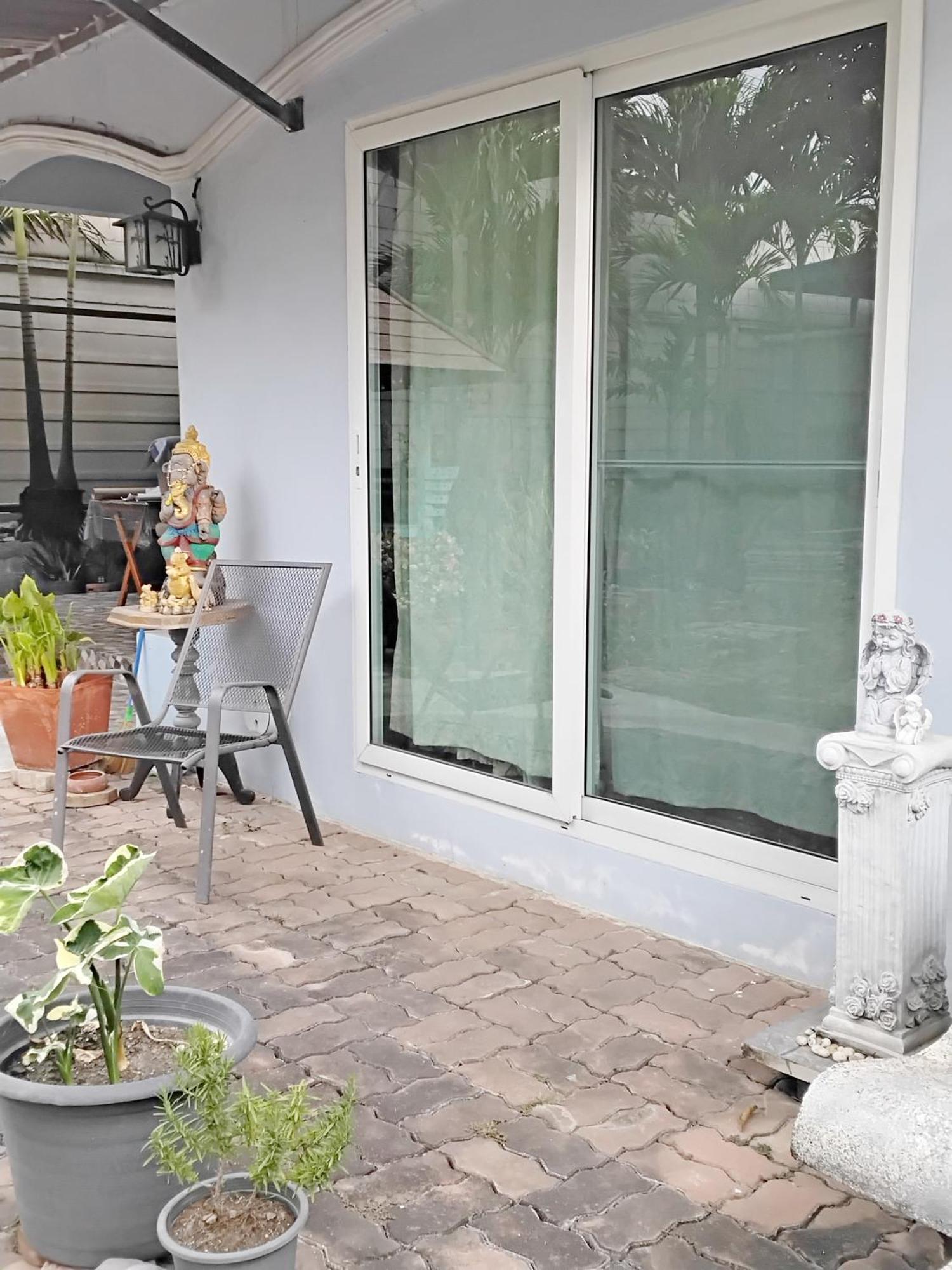 Homestay Mango Tree Guestroom