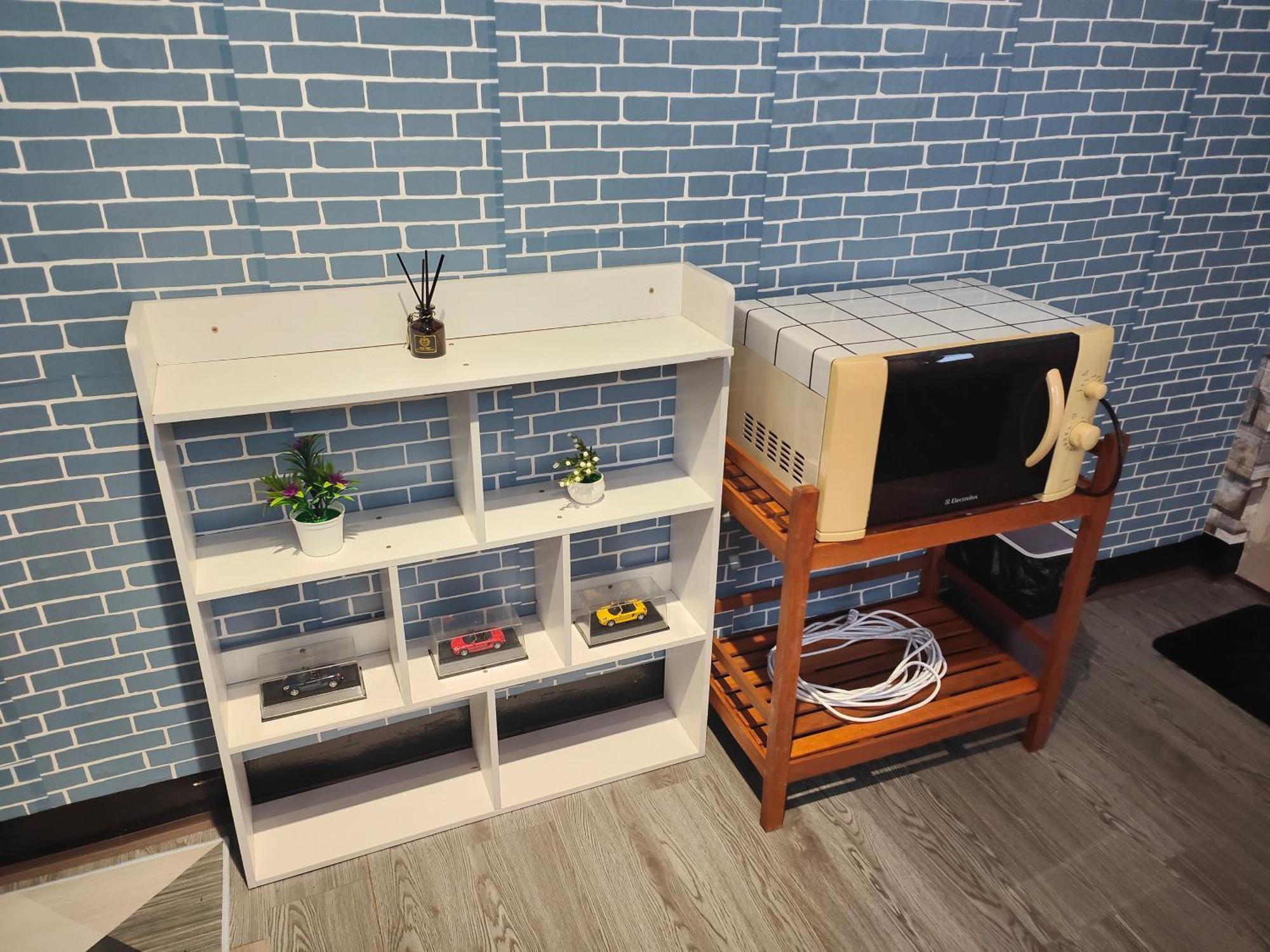 211 Olan Place Spacious With Free Wi-fi Apartment