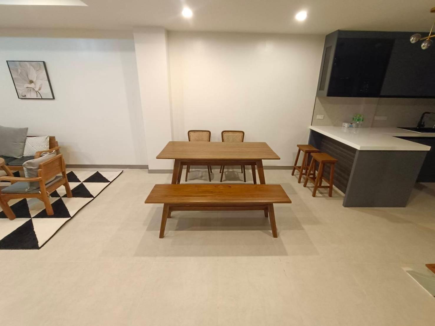 บ้านยิ้ม - 2 Bedroom, 2 Bathroom Apartment *