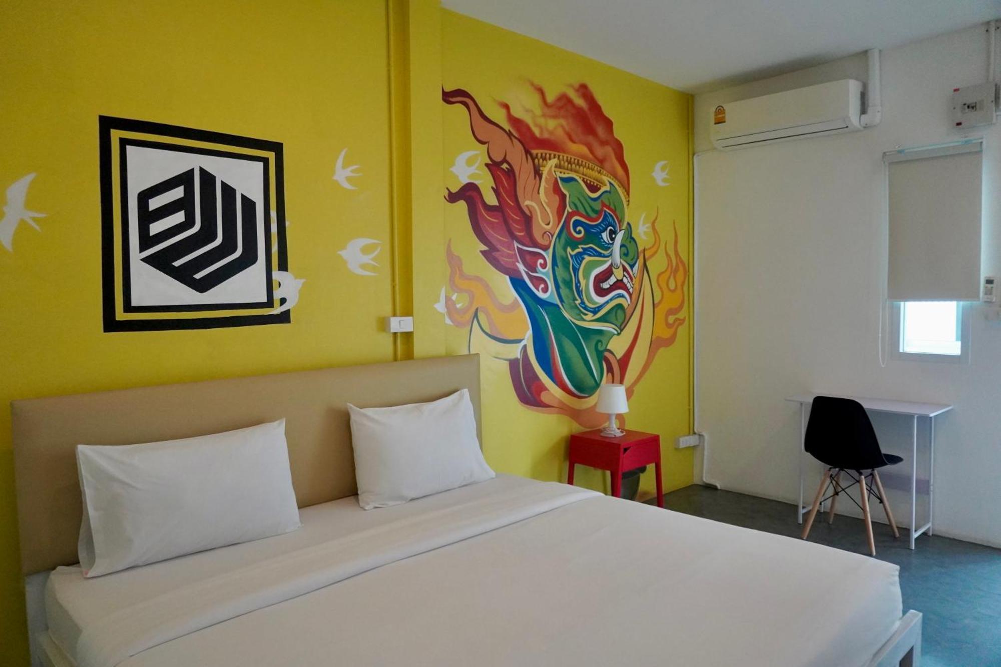 Hostel The Art