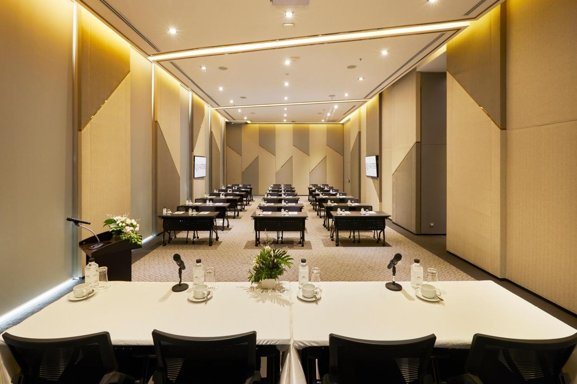 Hotel The Quarter Ari By Uhg Bangkok