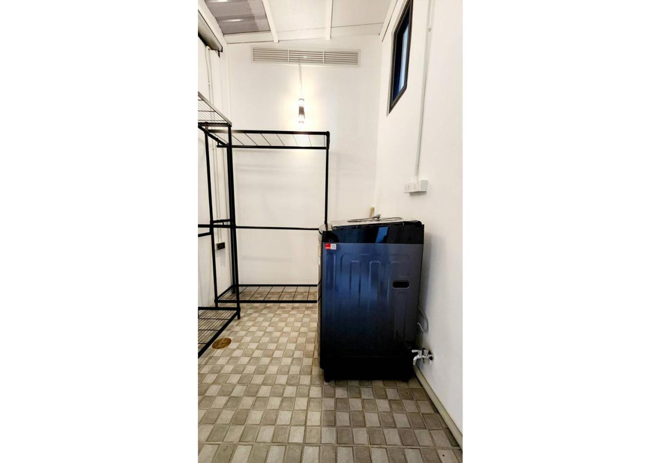 Guest house Ls 1 Lasalle House,bts,suvarnabhumi ,mega Bangna Bangkok