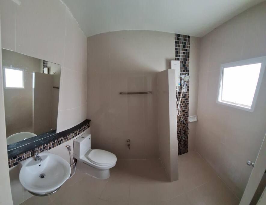 3 Bedroom 3 Baths House Perfect Park Rom Klao *